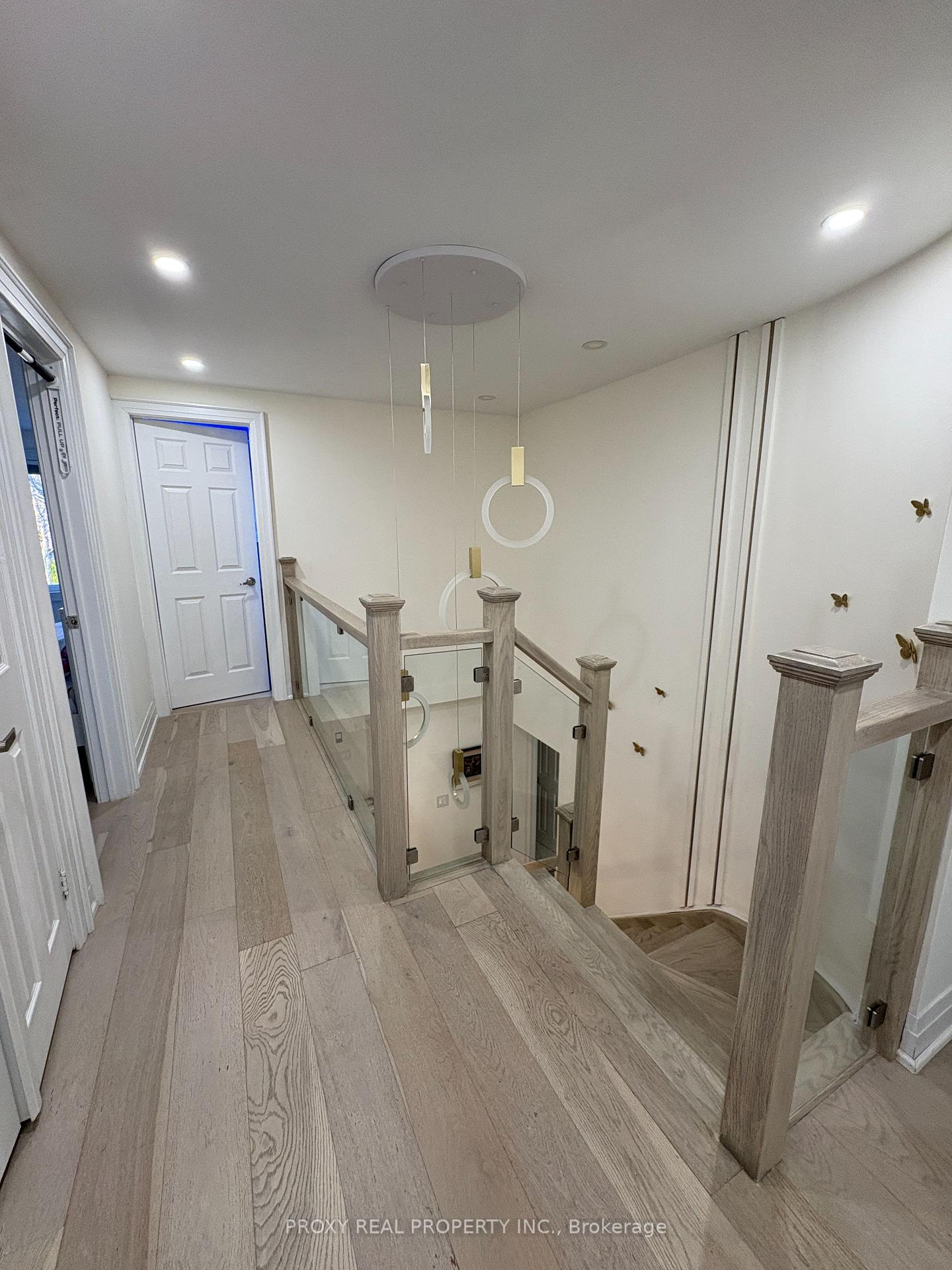 Photo 11 of 79 Mullen Drive, Vaughan, Brownridge — HOMEH