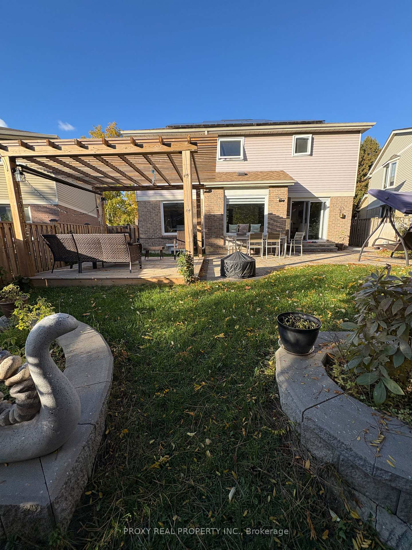 Photo 31 of 79 Mullen Drive, Vaughan, Brownridge — HOMEH