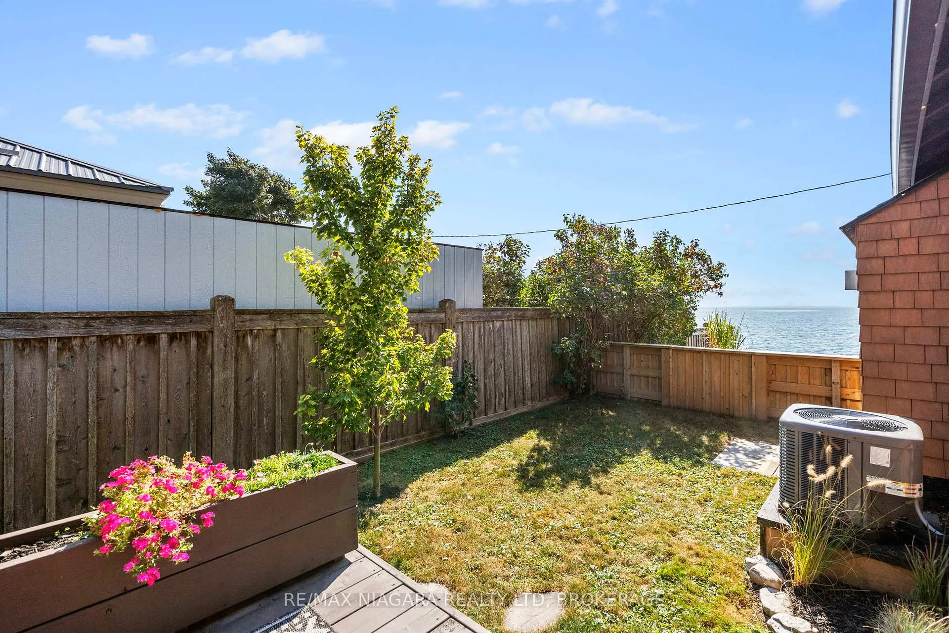Photo 22 of 10959 Lakeshore Road, Wainfleet, Lakeshore — HOMEH
