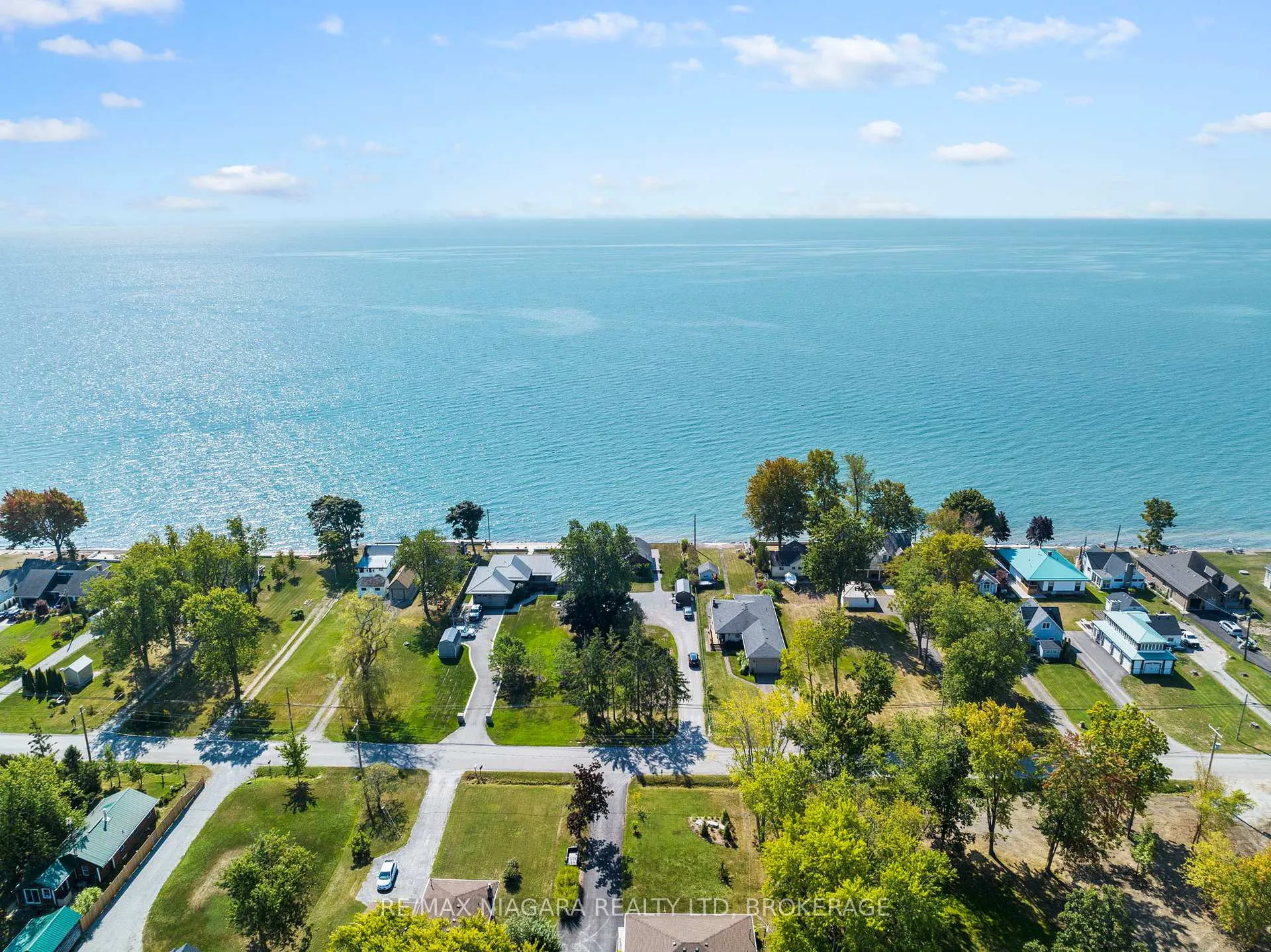 Photo 33 of 10959 Lakeshore Road, Wainfleet, Lakeshore — HOMEH