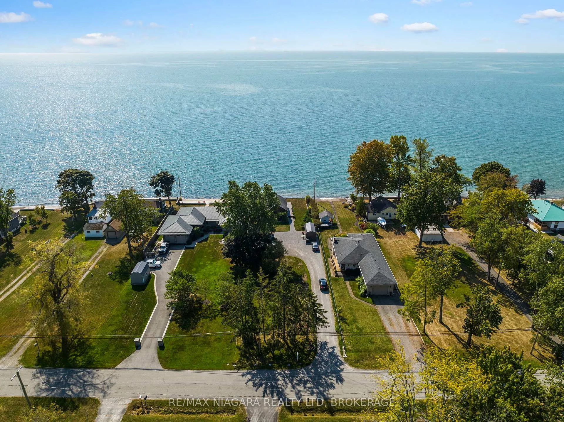 Photo 35 of 10959 Lakeshore Road, Wainfleet, Lakeshore — HOMEH