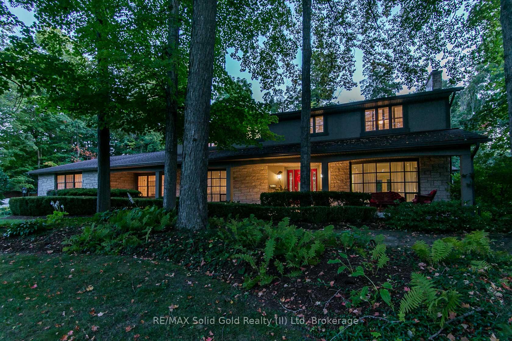 Photo 2 of 358 Green Acres Drive, Waterloo — HOMEH