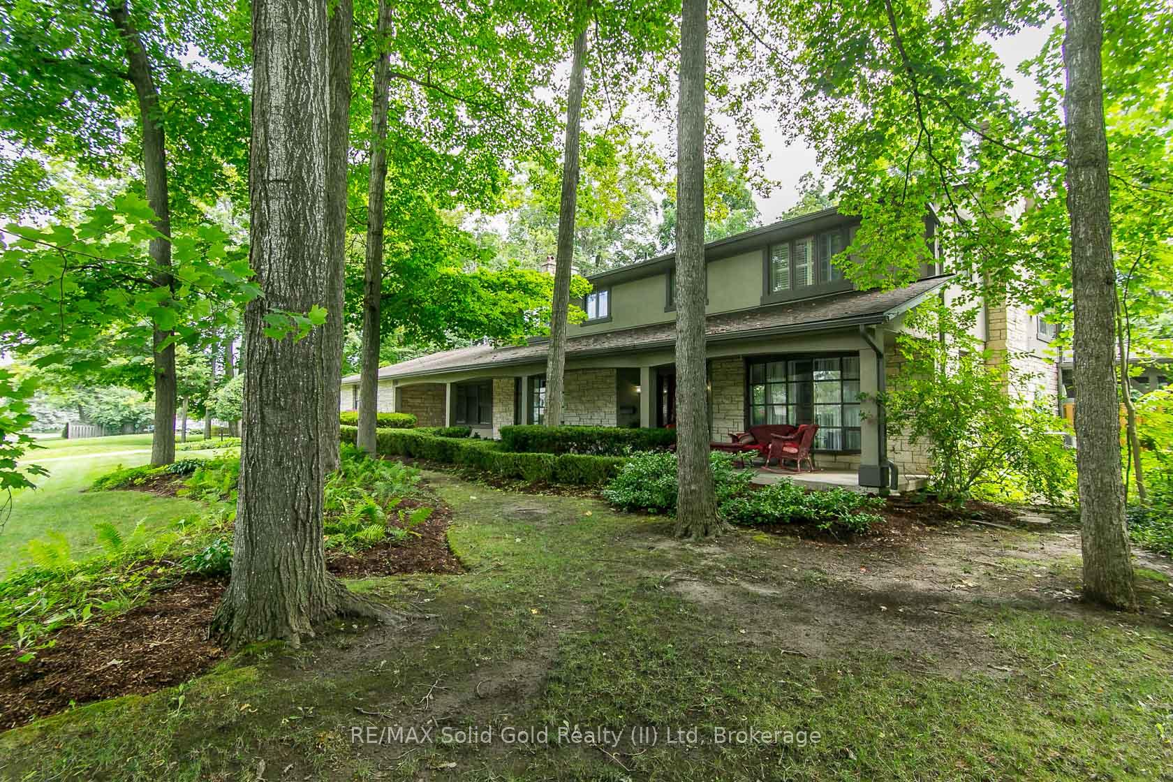 Photo 3 of 358 Green Acres Drive, Waterloo — HOMEH