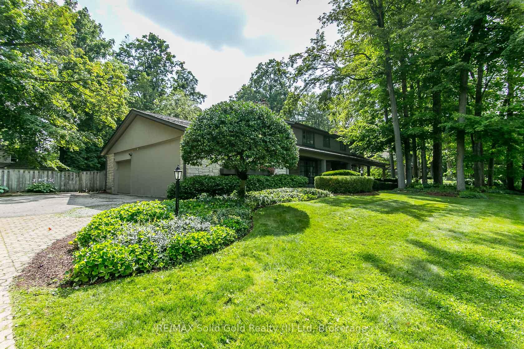 Photo 5 of 358 Green Acres Drive, Waterloo — HOMEH