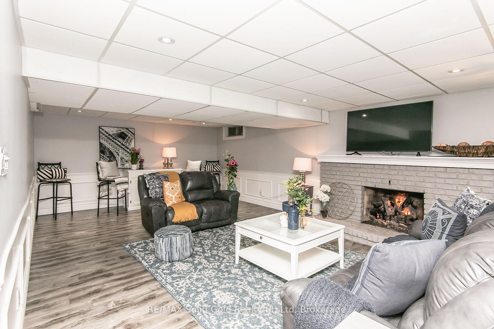 Photo 36 of 358 Green Acres Drive, Waterloo — HOMEH