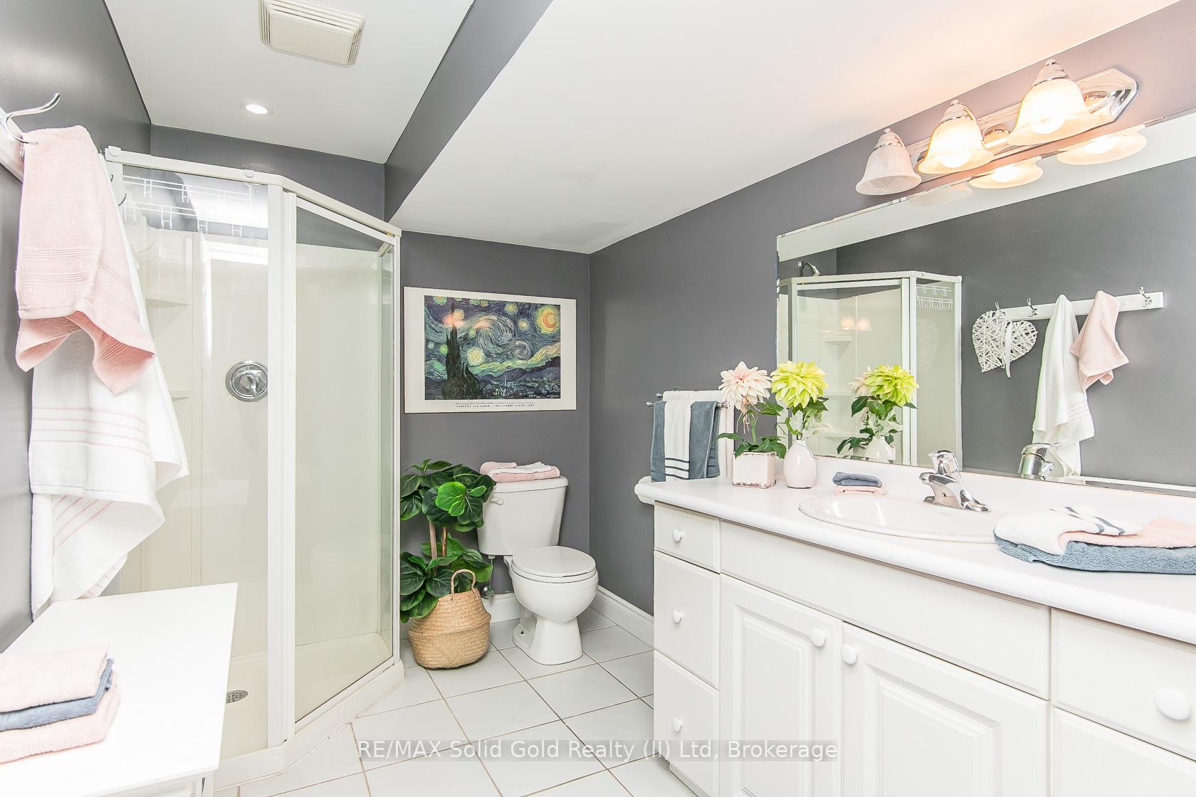 Photo 39 of 358 Green Acres Drive, Waterloo — HOMEH