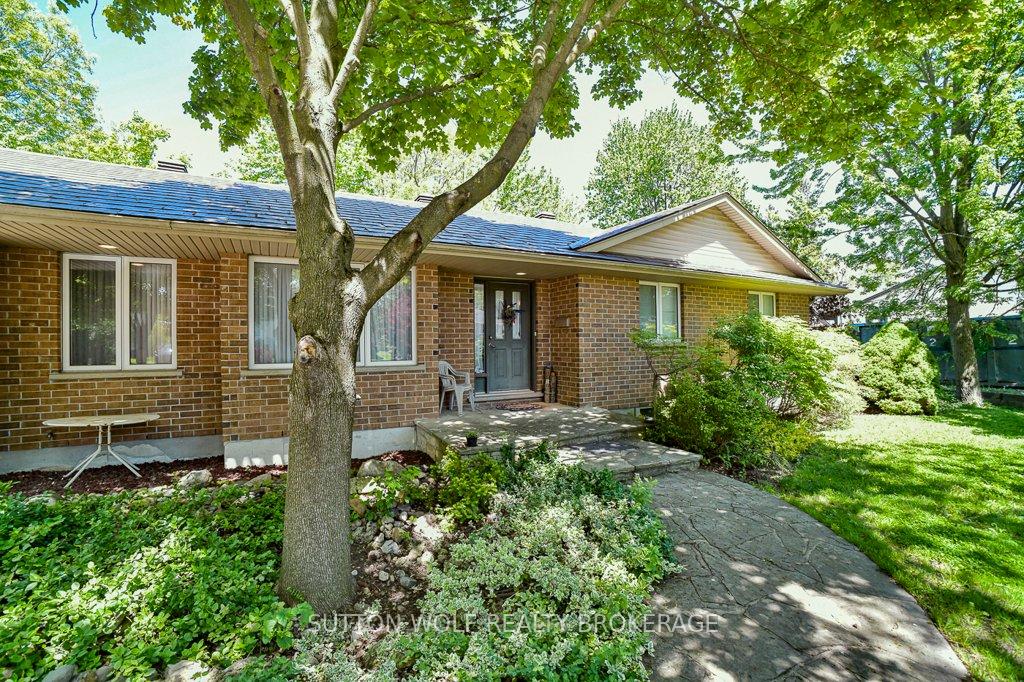 Photo 2 of 473 Gold Street, Warwick, Watford — HOMEH