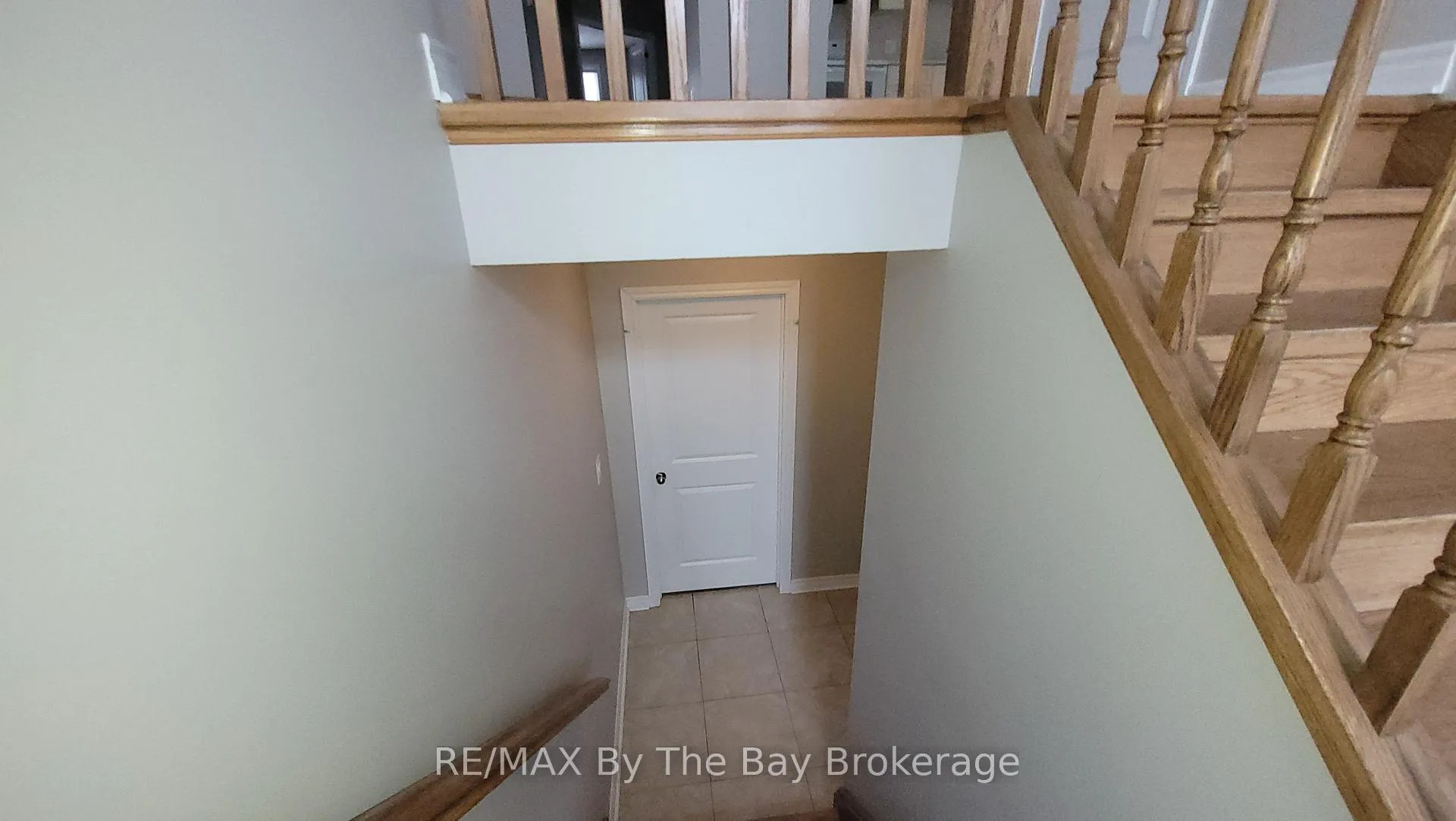 Photo 25 of 42 Tona Trail, Wasaga Beach — HOMEH
