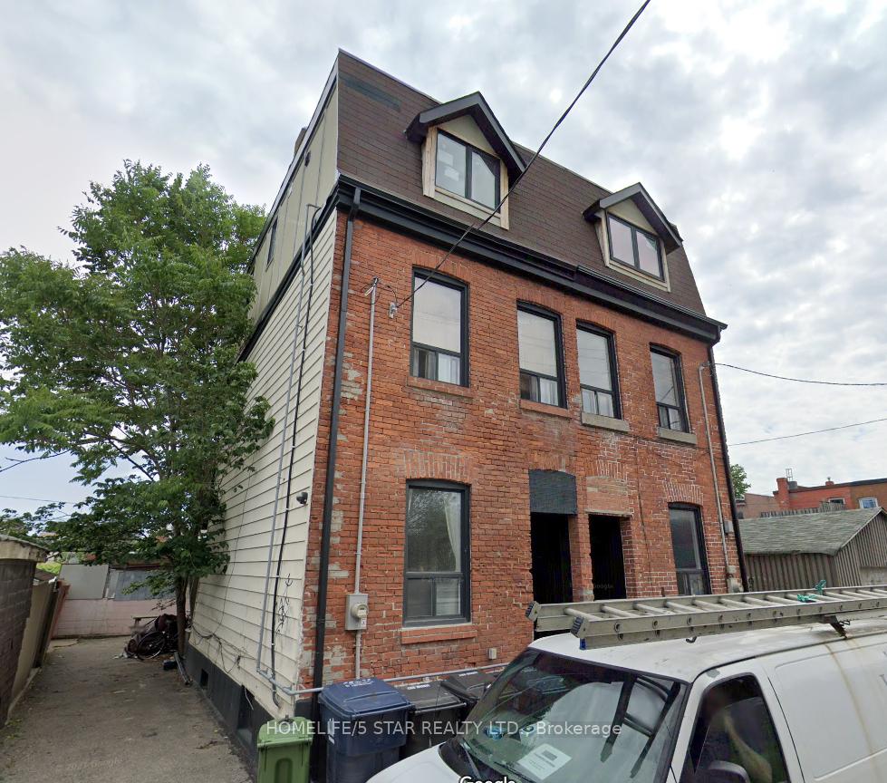 Front of Unit 3, 39 Humbert Street