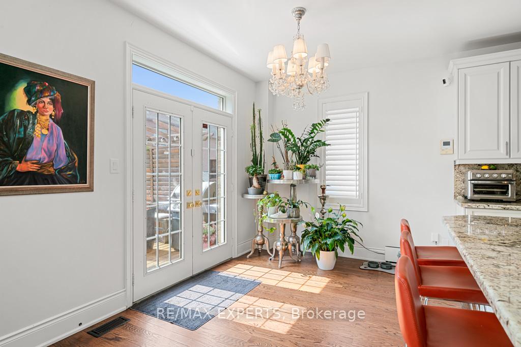 Photo 12 of 7 Josephine Road, Vaughan, Vellore Village — HOMEH