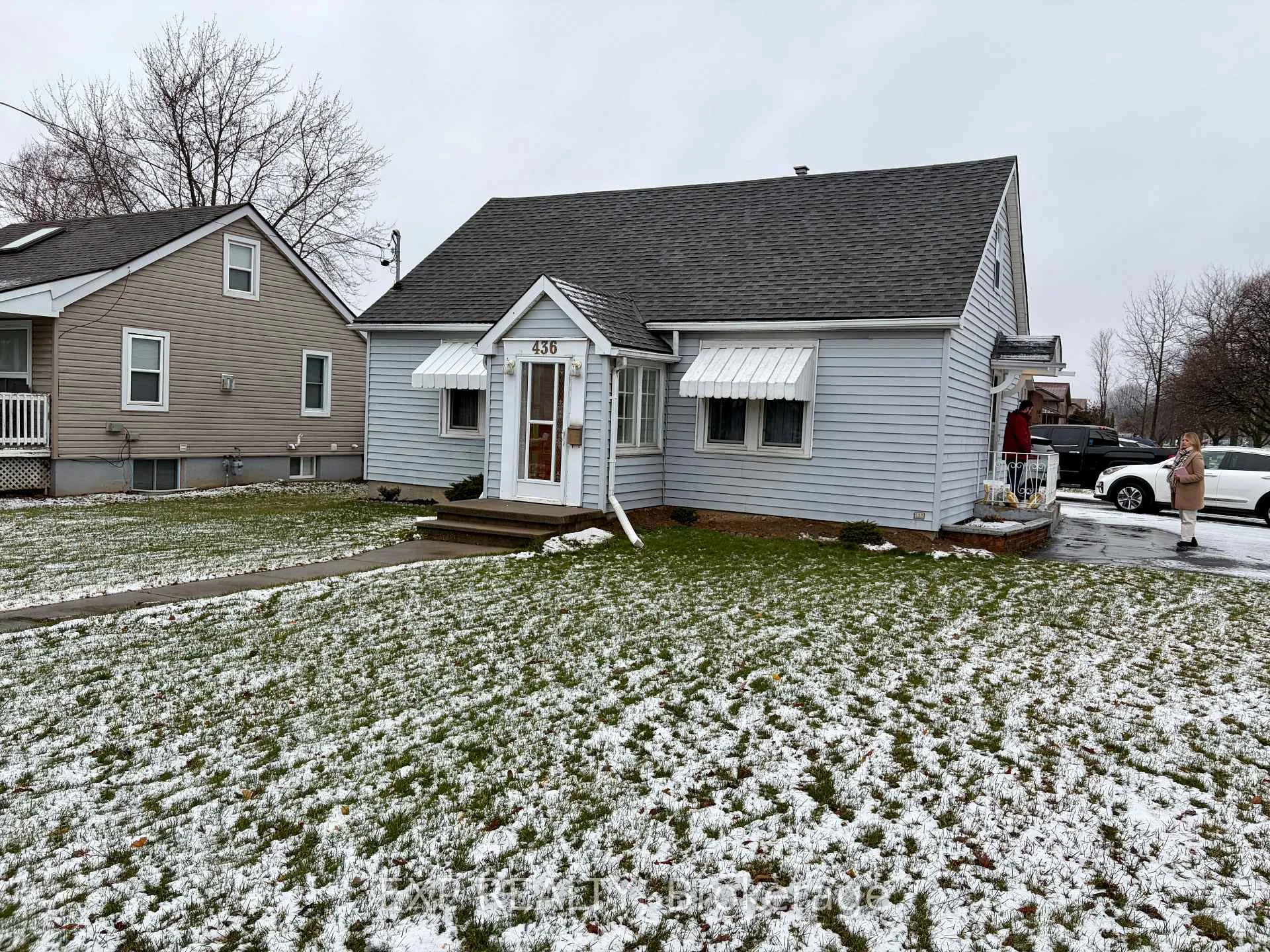 Photo 2 of 436 Thorold Road, Welland, N. Welland — HOMEH