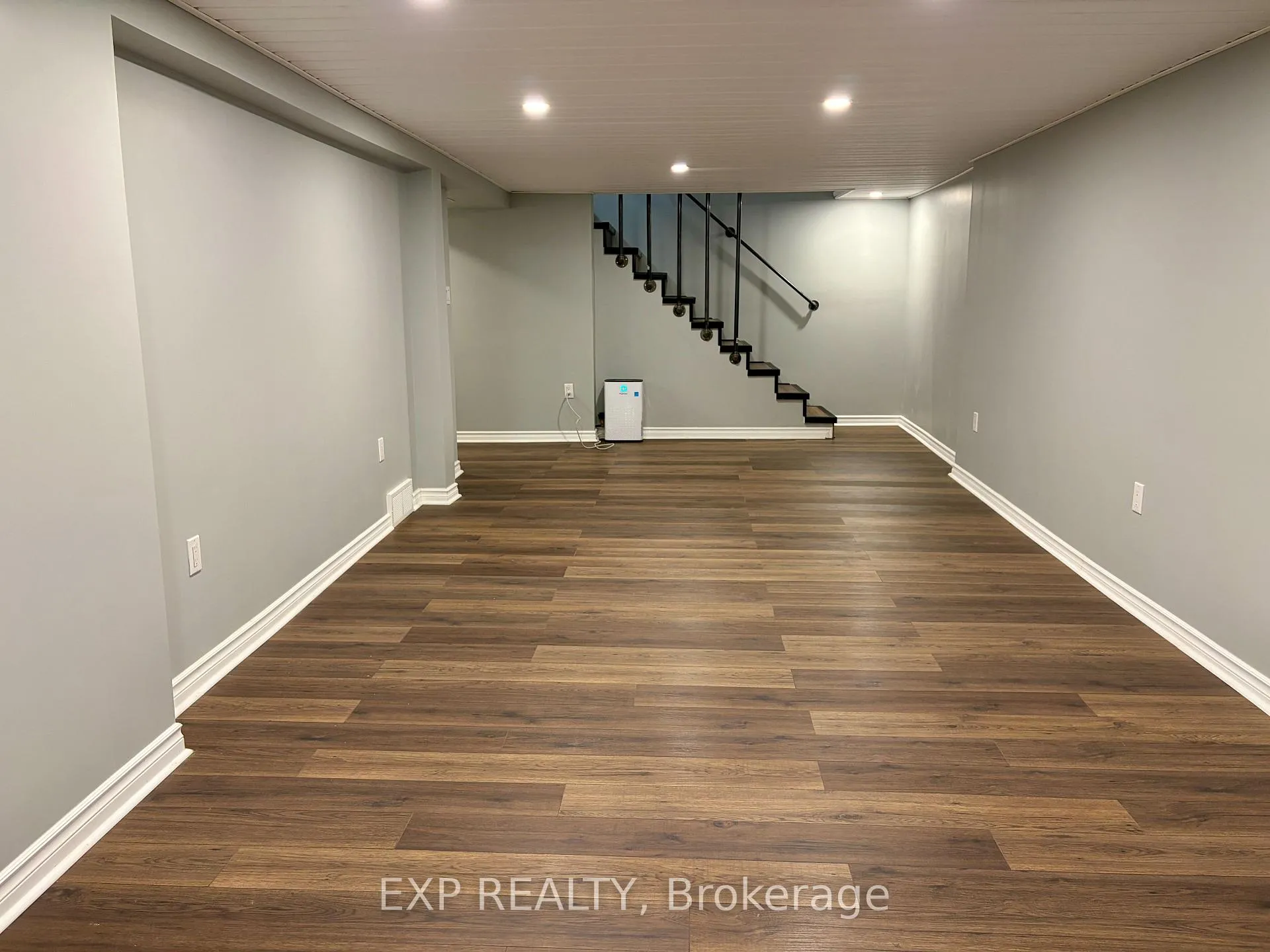 Photo 27 of 436 Thorold Road, Welland, N. Welland — HOMEH
