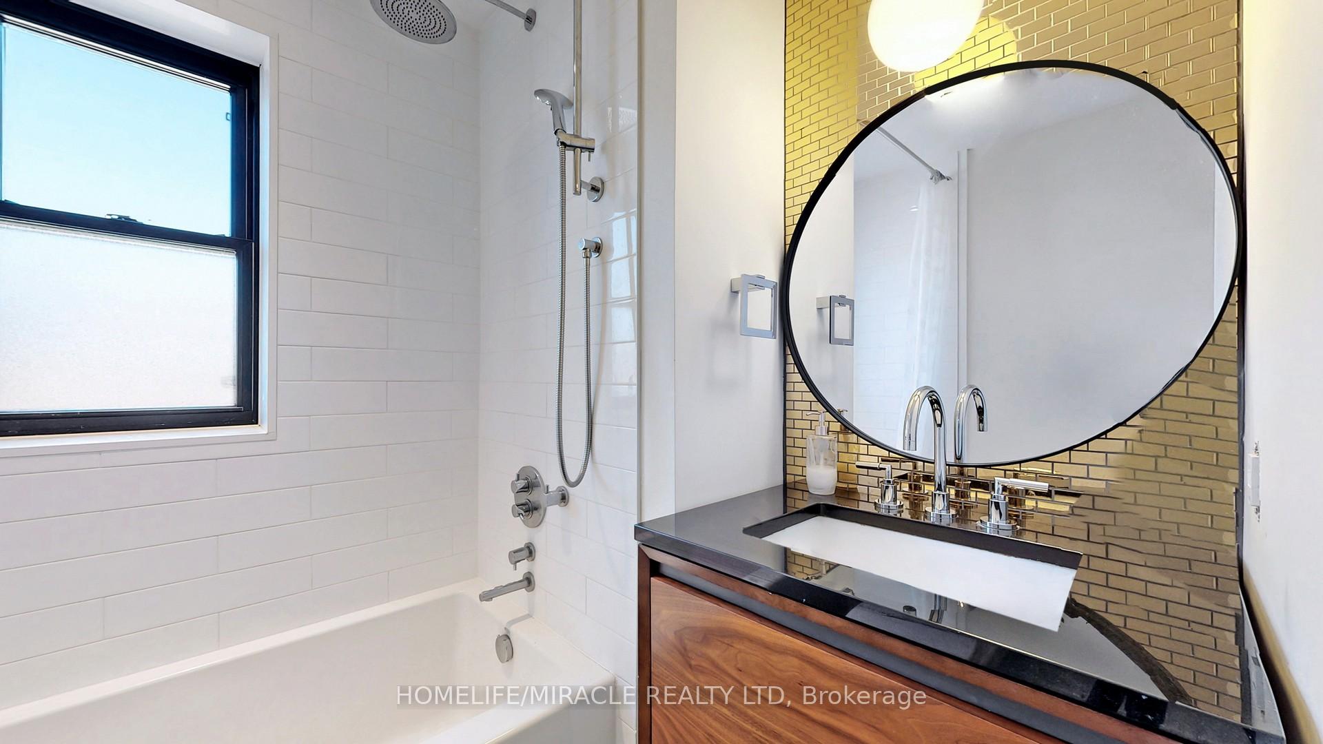 Photo 18 of 120 Manning Avenue, Toronto, Trinity-Bellwoods — HOMEH