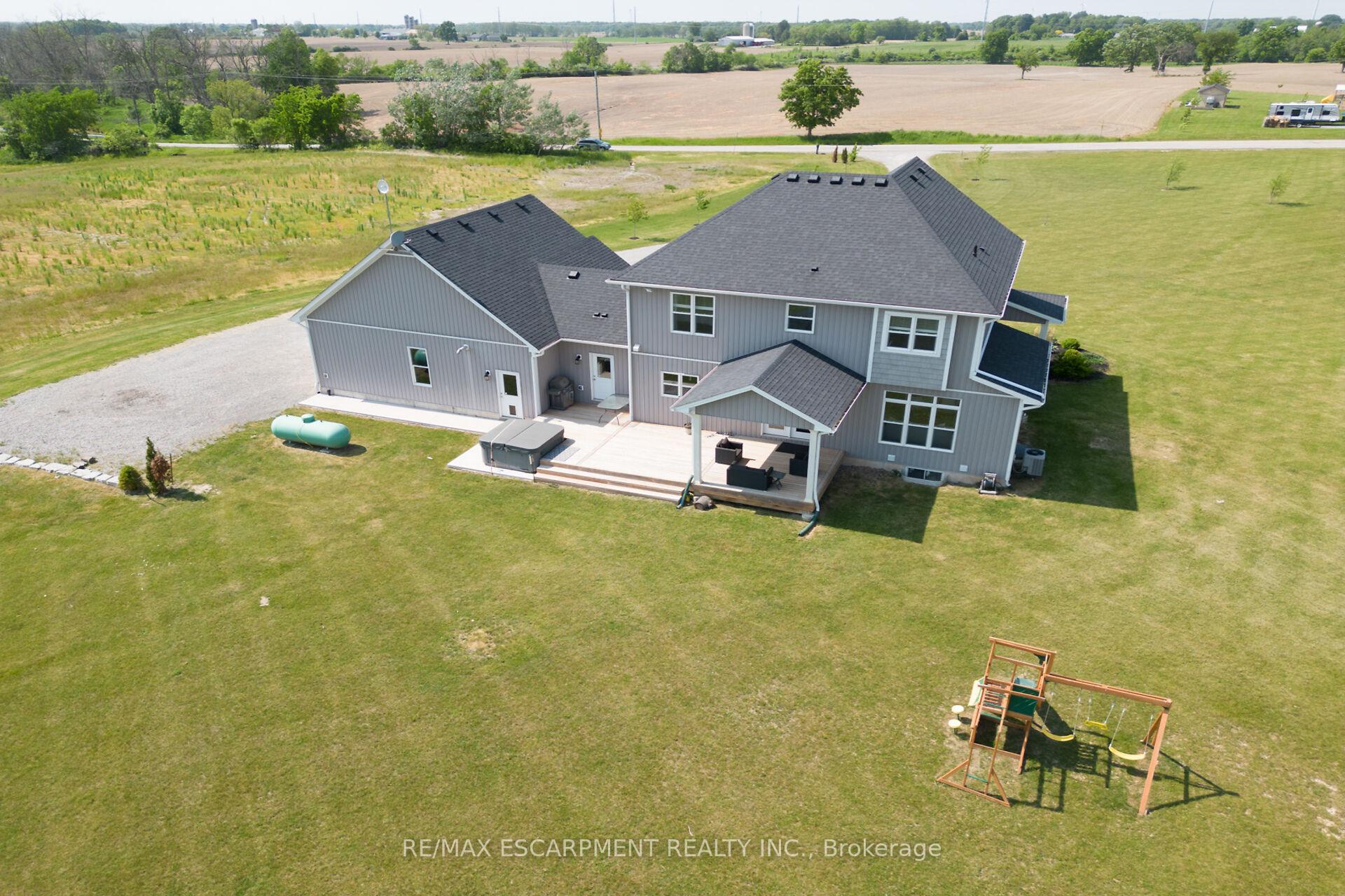 Photo 46 of 75091 #45 Regional Road, Wainfleet, Marshville/Winger — HOMEH