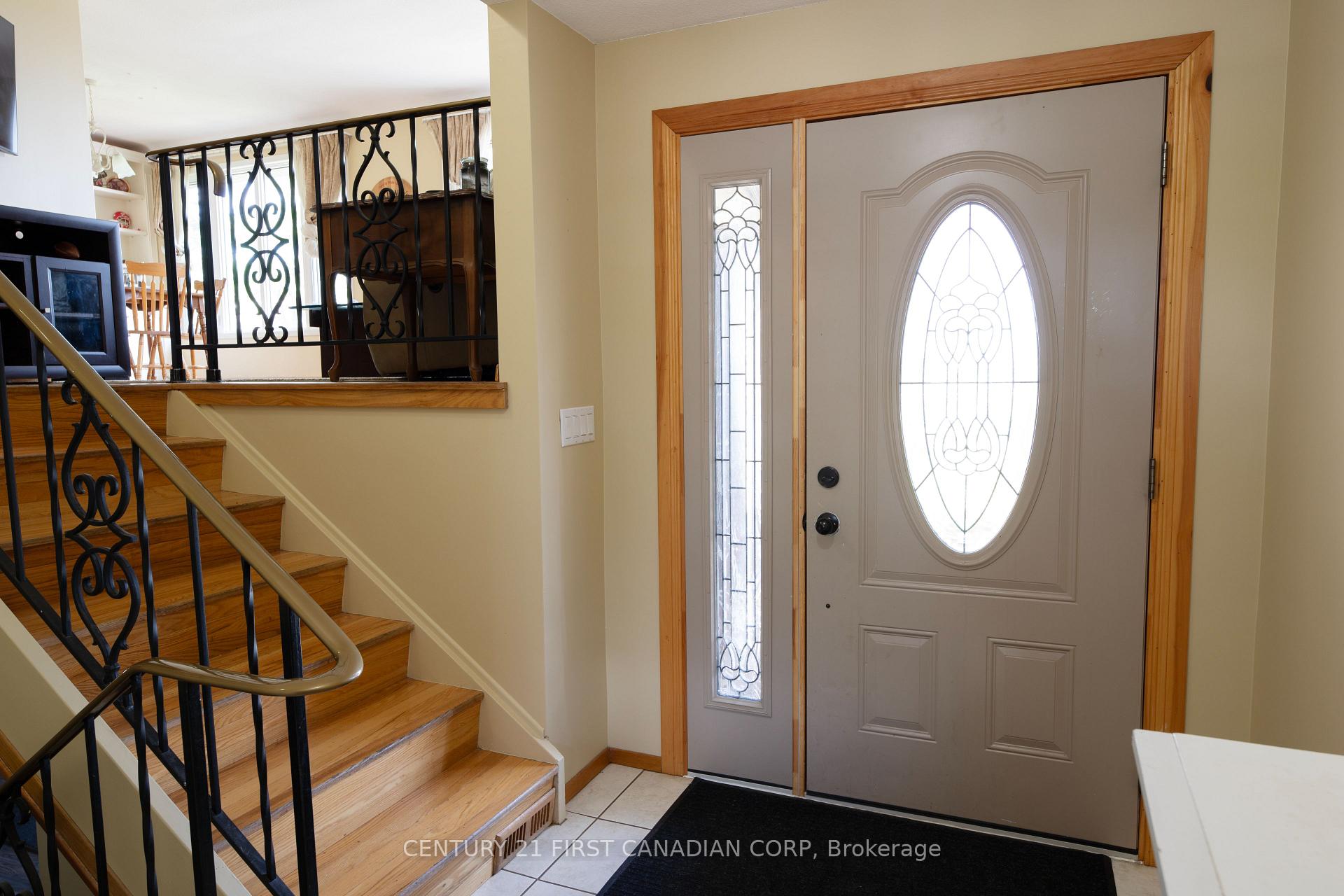 Photo 5 of 333 St Clair Street, Warwick, Watford — HOMEH