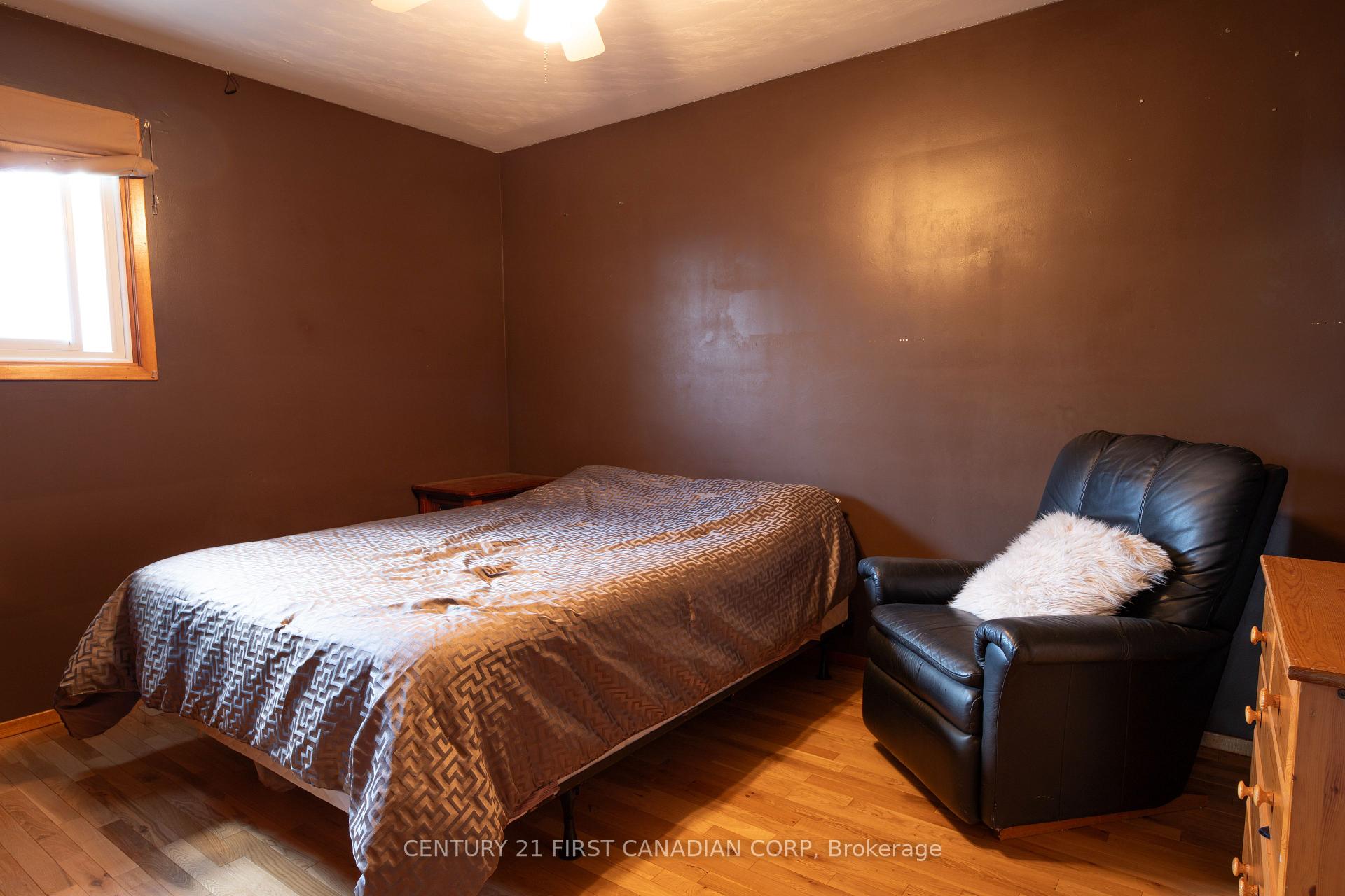 Photo 19 of 333 St Clair Street, Warwick, Watford — HOMEH