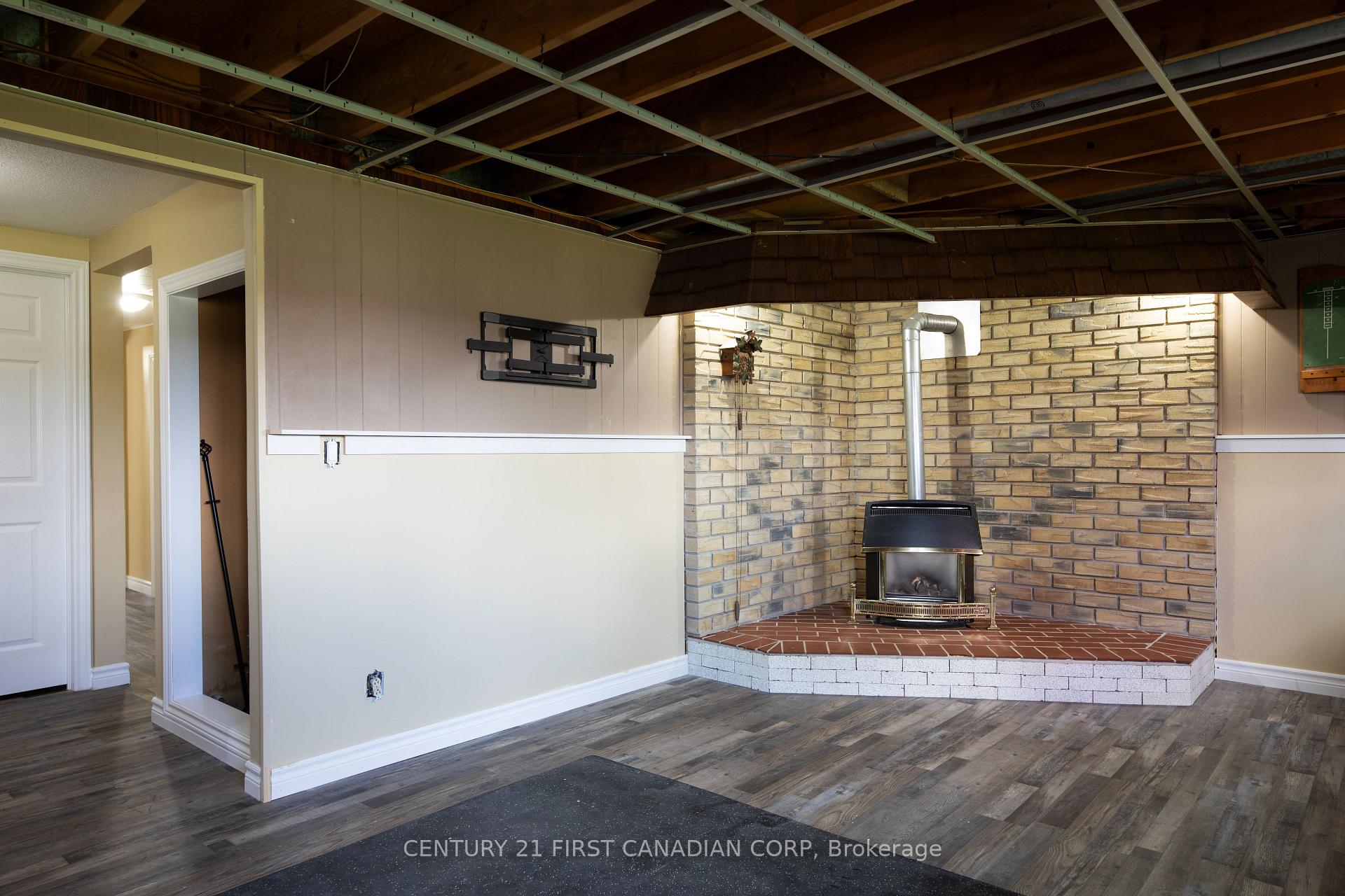 Photo 26 of 333 St Clair Street, Warwick, Watford — HOMEH