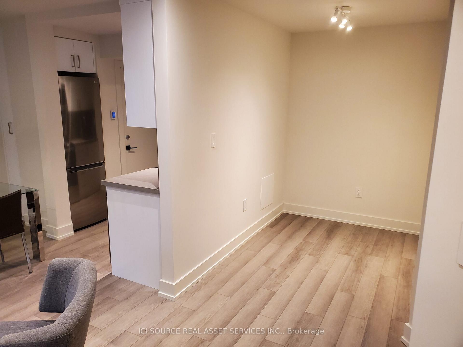 Photo 6 of Unit B, 17 Highview Crescent, Toronto, Corso Italia-Davenport — HOMEH