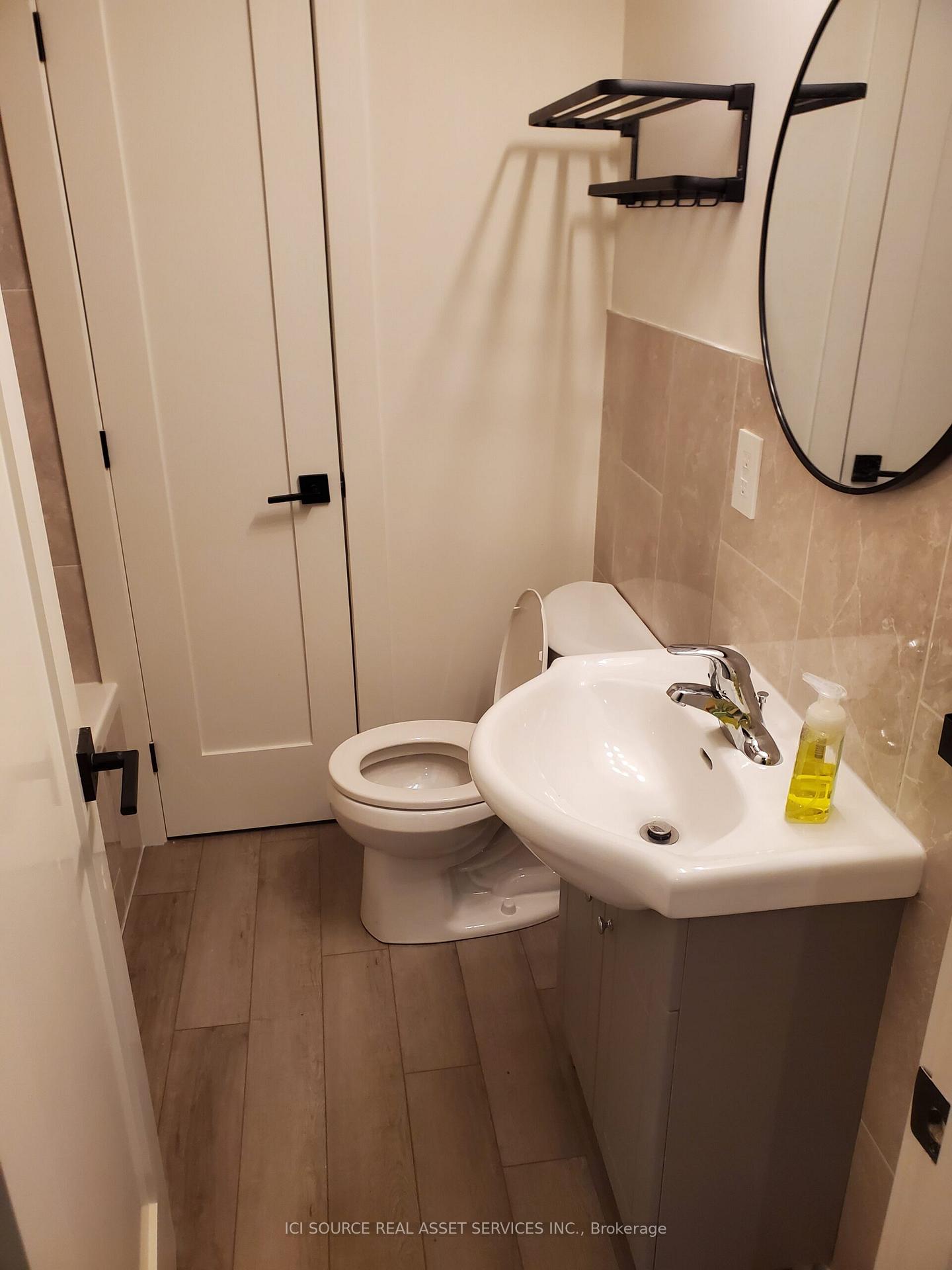 Photo 11 of Unit B, 17 Highview Crescent, Toronto, Corso Italia-Davenport — HOMEH