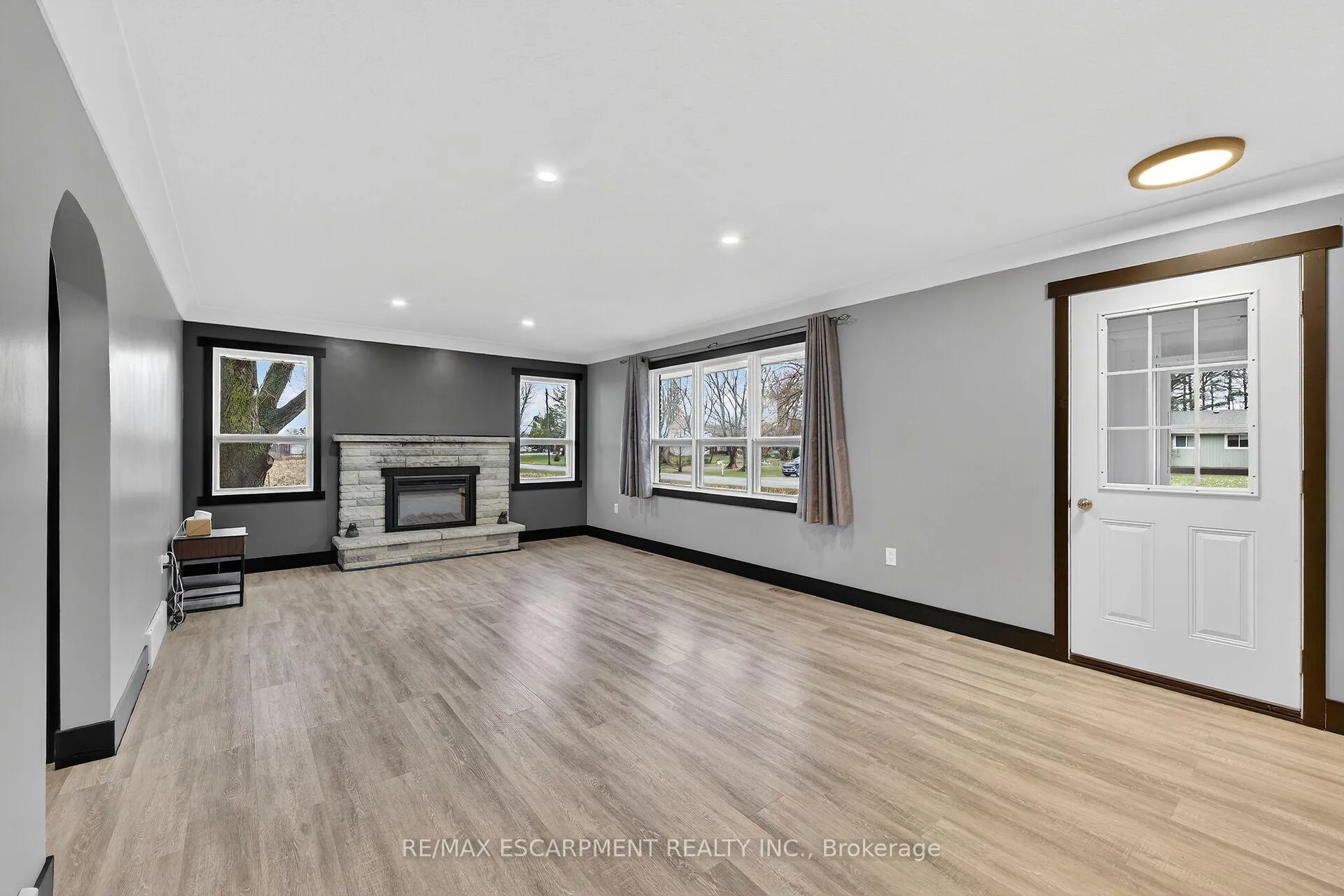 Photo 13 of 44090 Hendershot Road, Wainfleet, Marshville/Winger — HOMEH