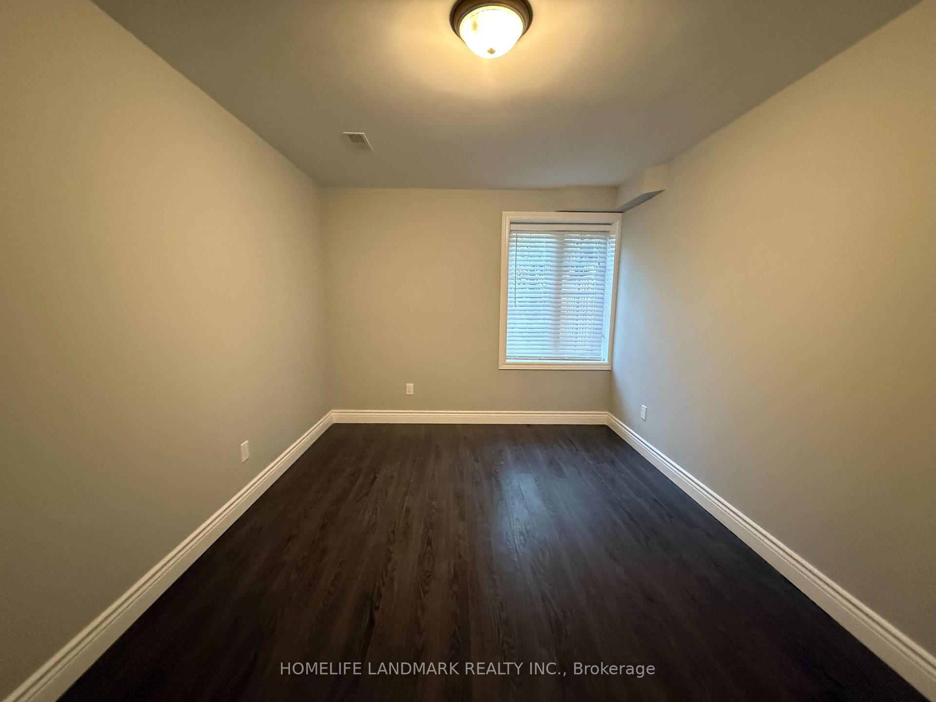 Photo 14 of Unit Lower, 325 Bathurst Glen Drive, Vaughan, Patterson — HOMEH