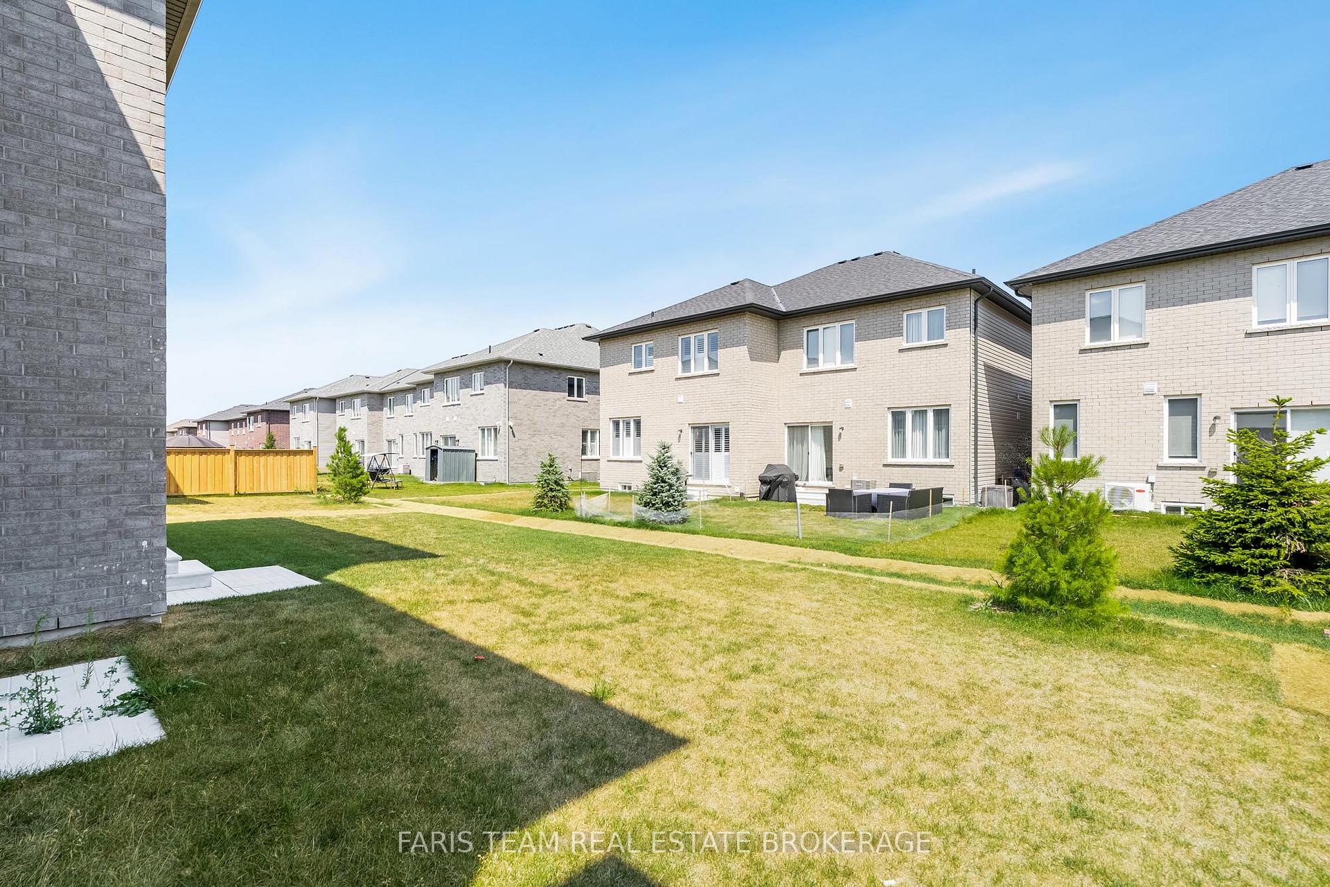 Photo 20 of 7 Lisa Street, Wasaga Beach — HOMEH
