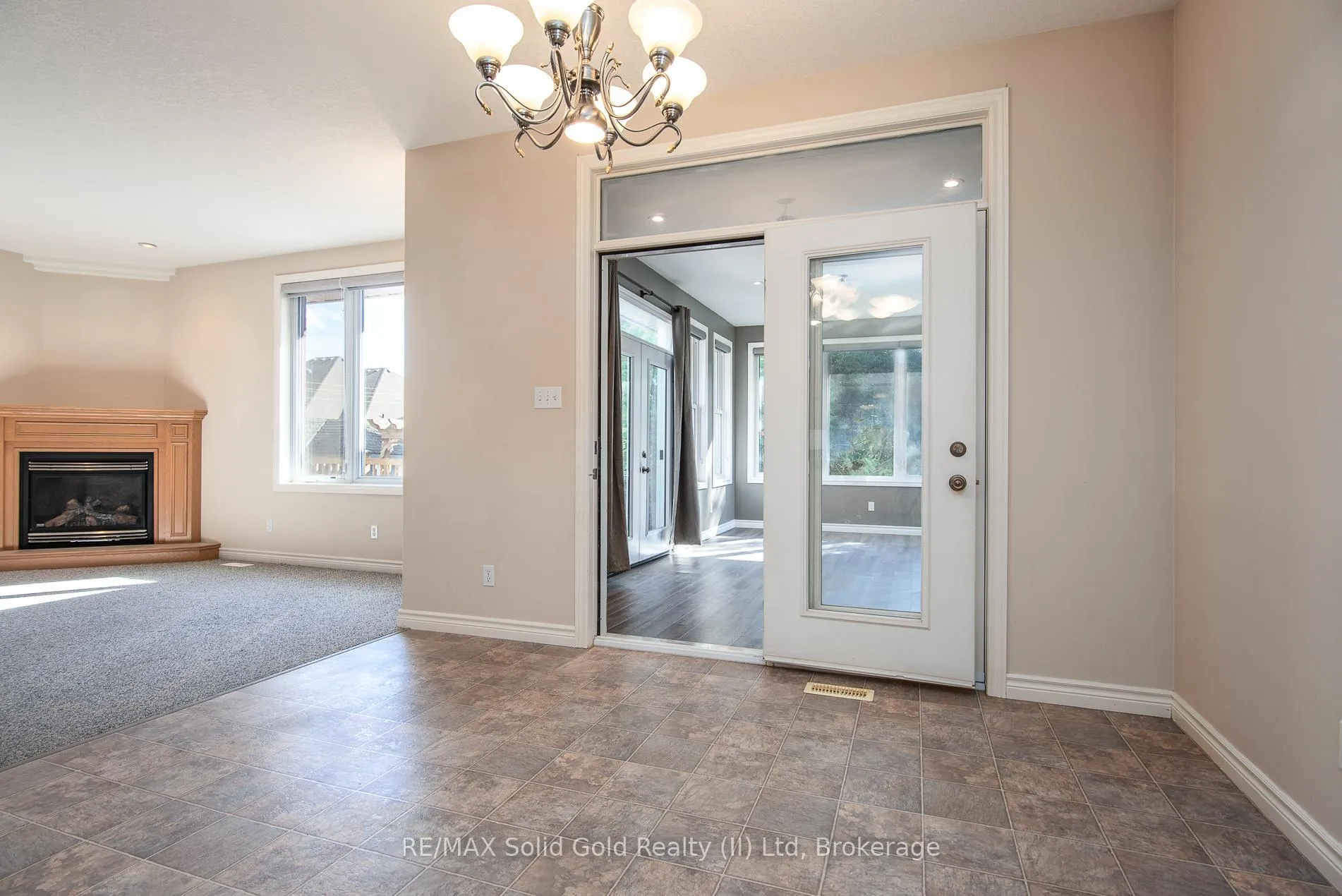 Photo 16 of 15 Parkview Drive, Wellesley — HOMEH