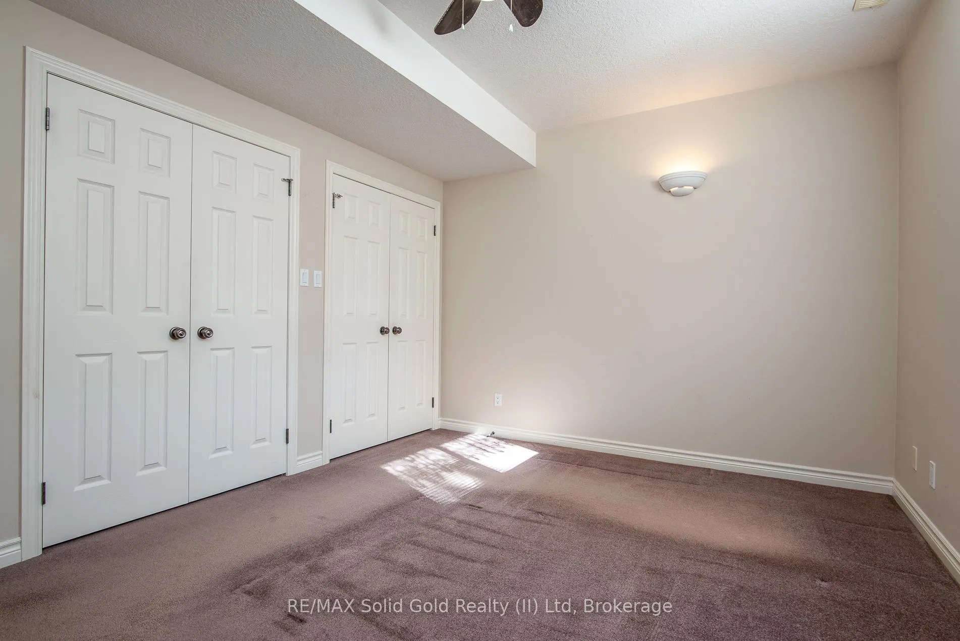 Photo 25 of 15 Parkview Drive, Wellesley — HOMEH
