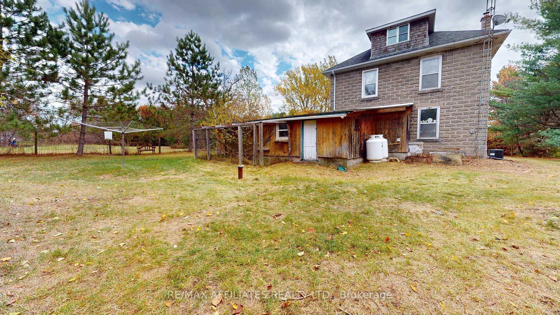 Photo 29 of 8218 County 21 Road, Augusta, Augusta Twp — HOMEH