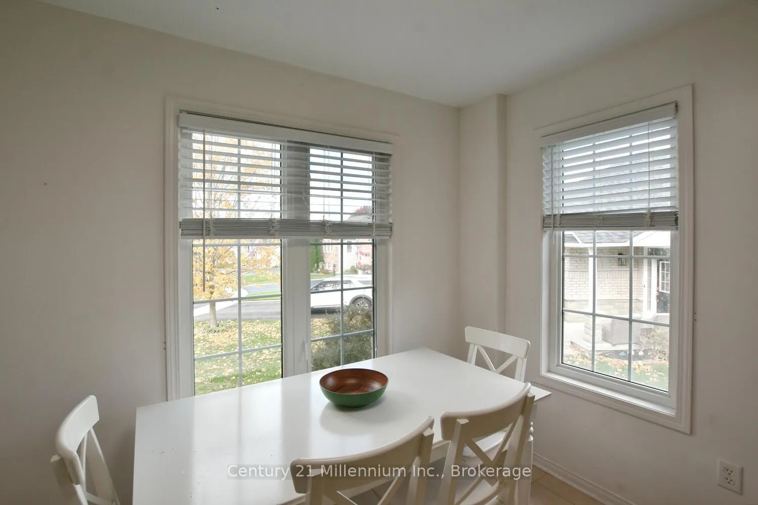 Photo 9 of 35 Northwood Drive, Wasaga Beach — HOMEH