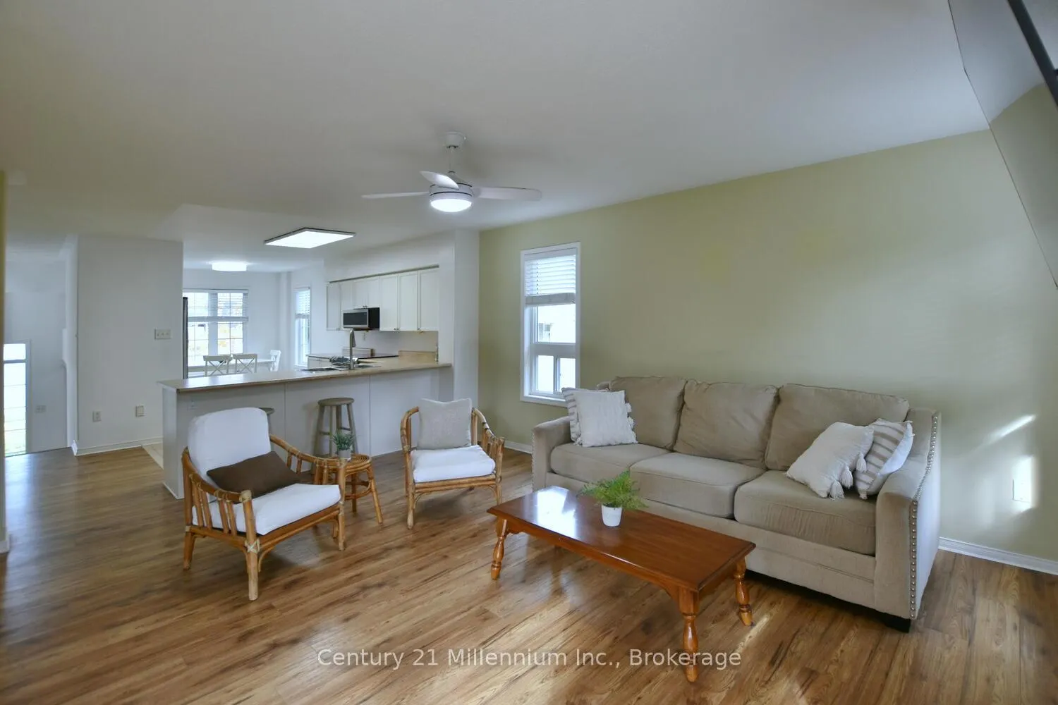 Photo 12 of 35 Northwood Drive, Wasaga Beach — HOMEH