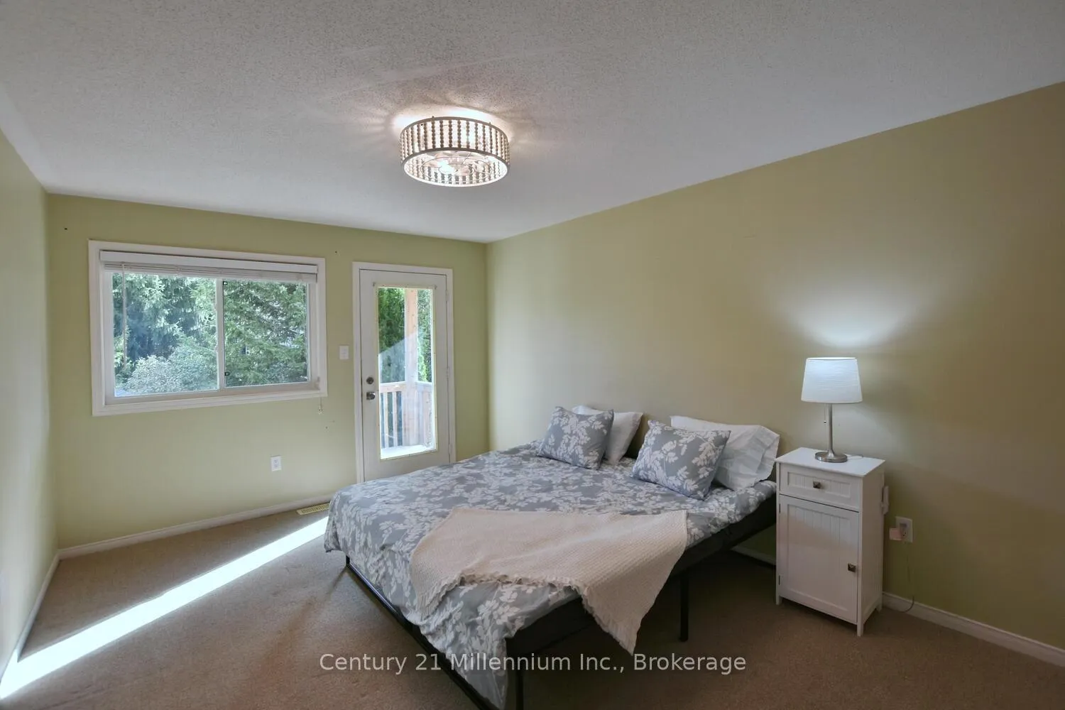 Photo 16 of 35 Northwood Drive, Wasaga Beach — HOMEH