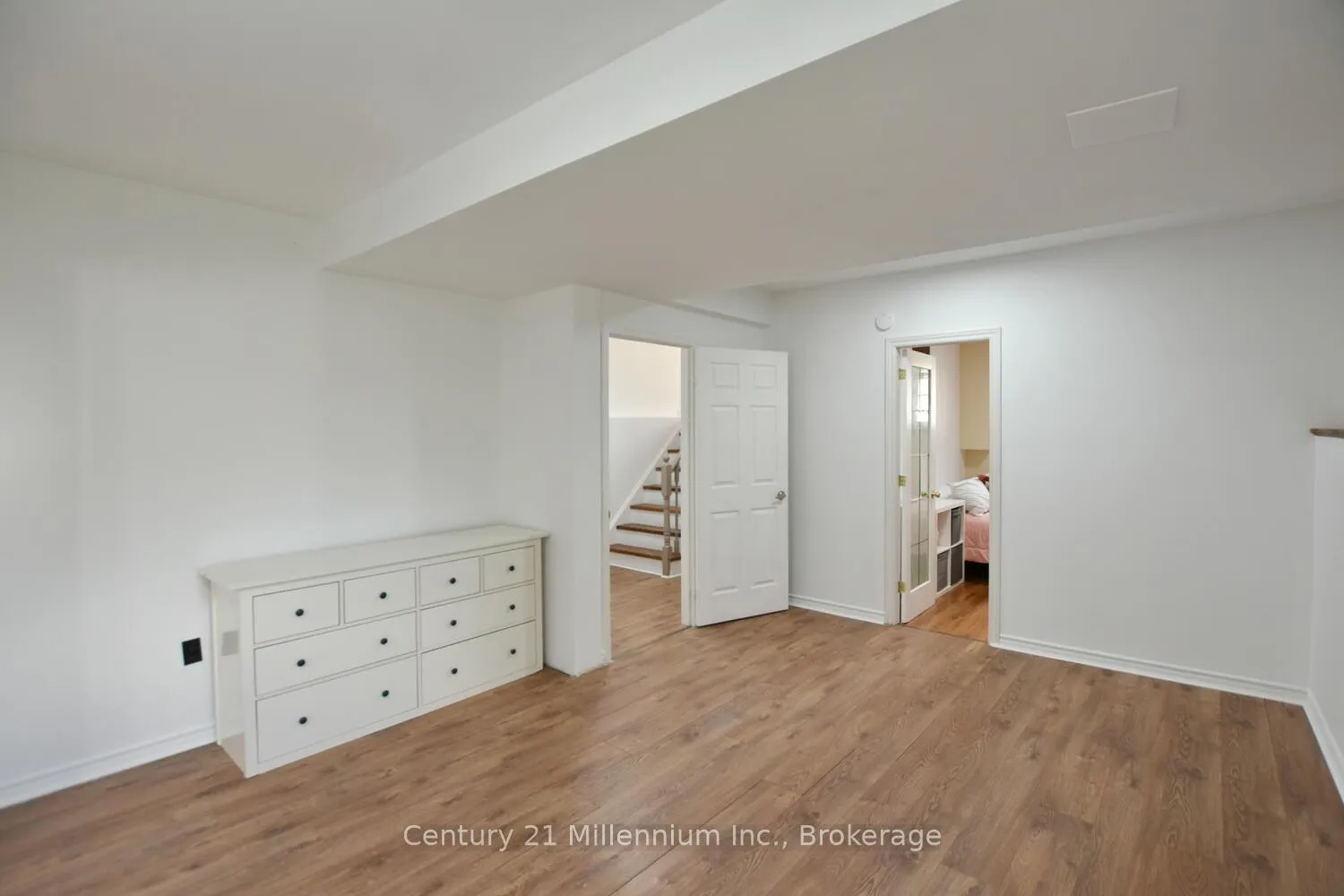Photo 23 of 35 Northwood Drive, Wasaga Beach — HOMEH