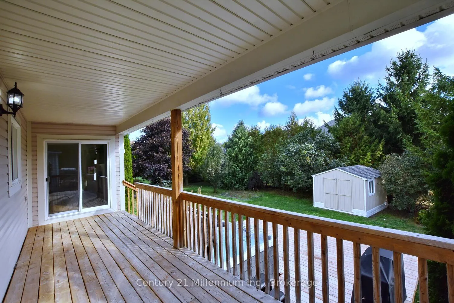Photo 39 of 35 Northwood Drive, Wasaga Beach — HOMEH