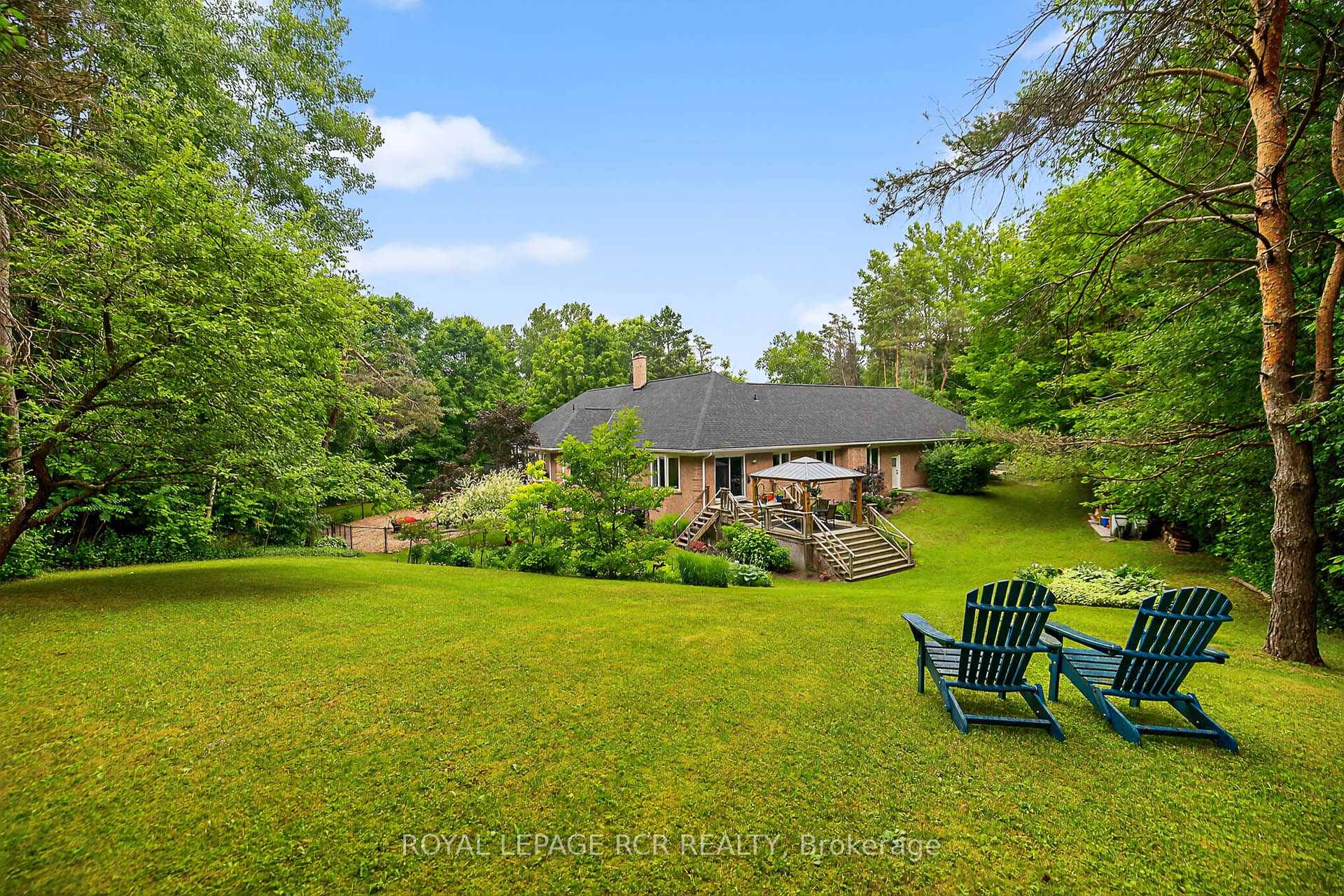 Photo 36 of 11 Foxfire Chase, Uxbridge, Rural Uxbridge — HOMEH