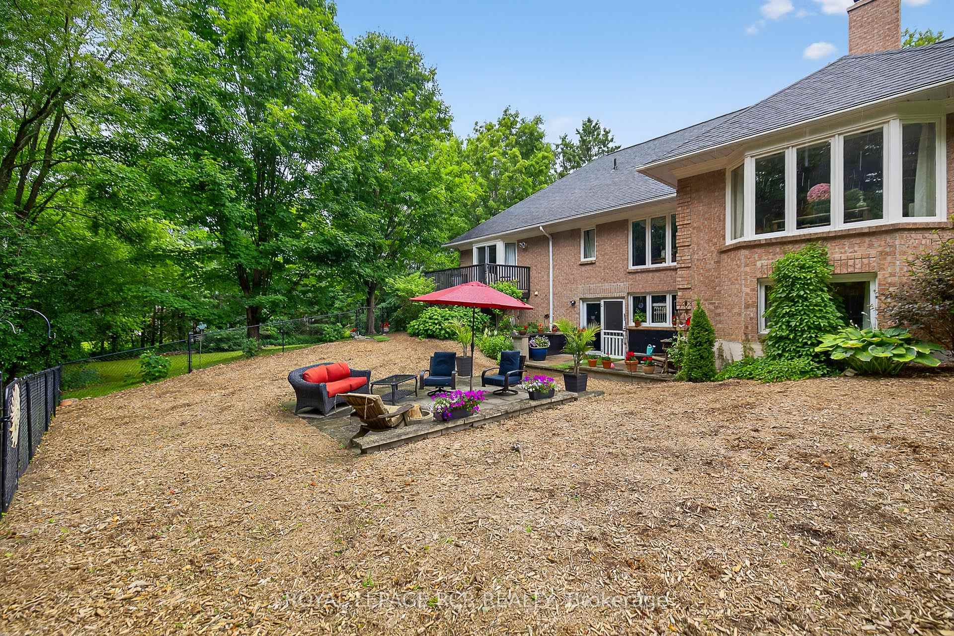 Photo 39 of 11 Foxfire Chase, Uxbridge, Rural Uxbridge — HOMEH
