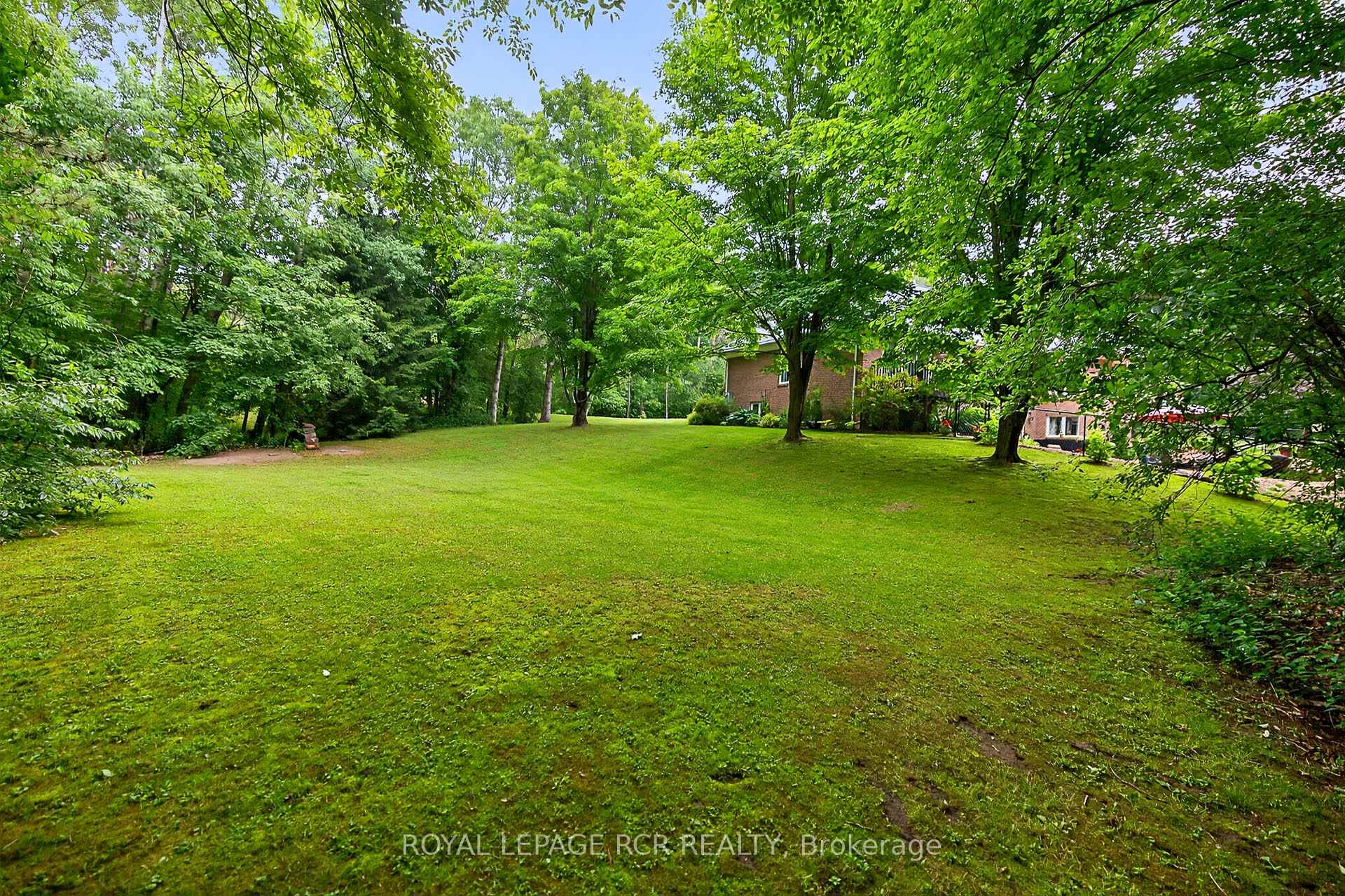 Photo 43 of 11 Foxfire Chase, Uxbridge, Rural Uxbridge — HOMEH
