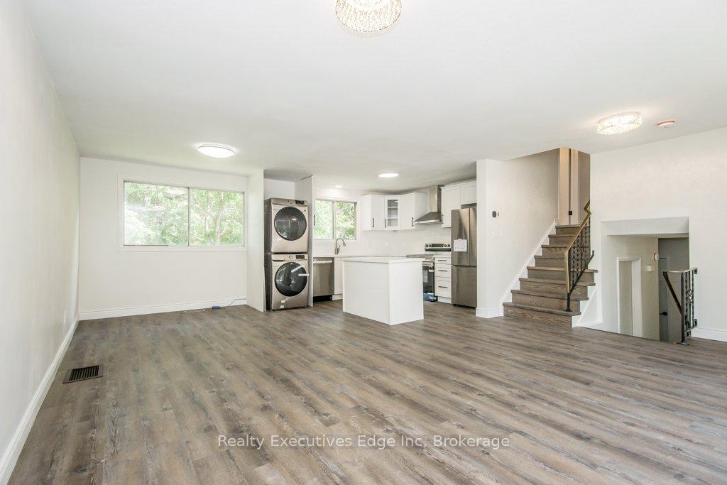 Photo 6 of Unit Main, 590 Canewood Crescent, Waterloo — HOMEH