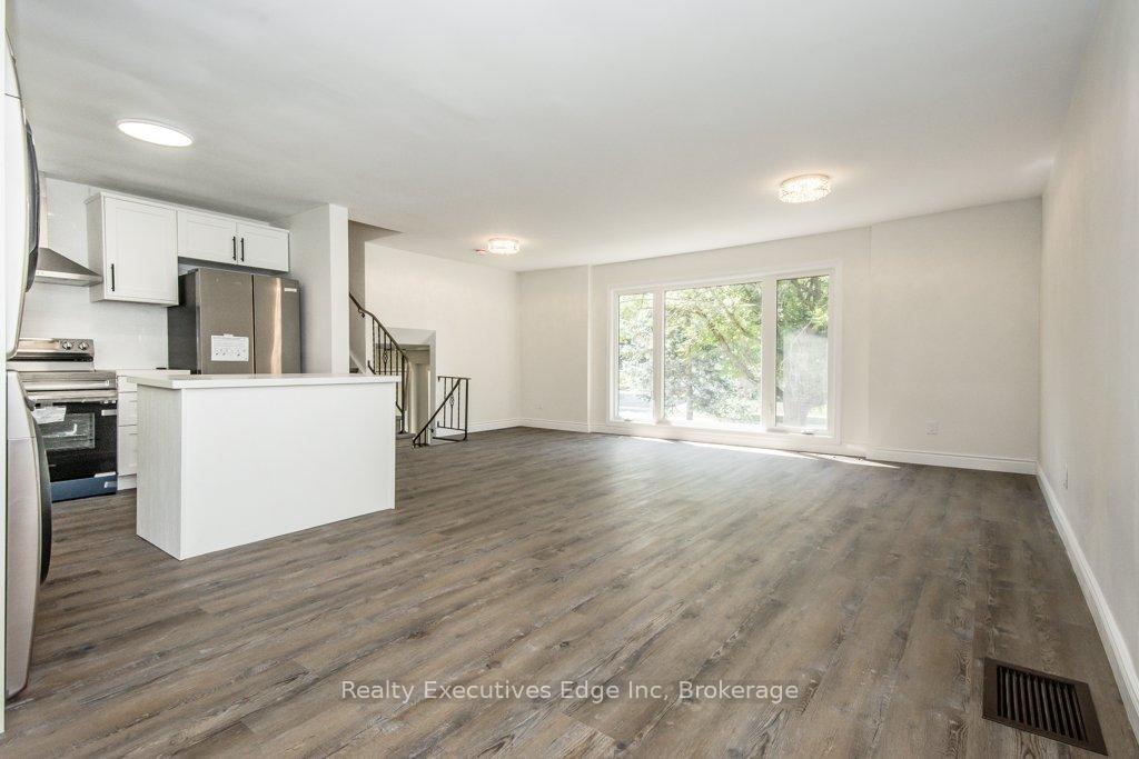 Photo 7 of Unit Main, 590 Canewood Crescent, Waterloo — HOMEH