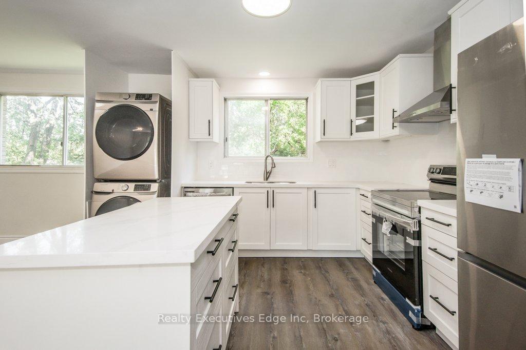 Photo 9 of Unit Main, 590 Canewood Crescent, Waterloo — HOMEH