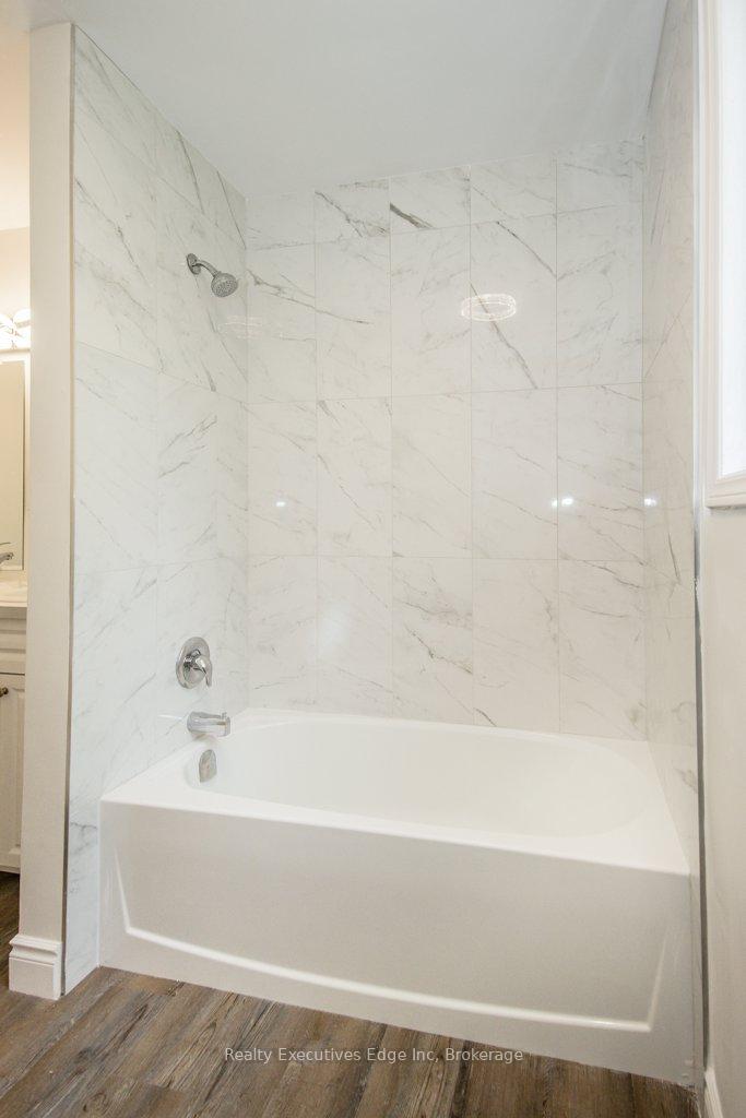 Photo 15 of Unit Main, 590 Canewood Crescent, Waterloo — HOMEH