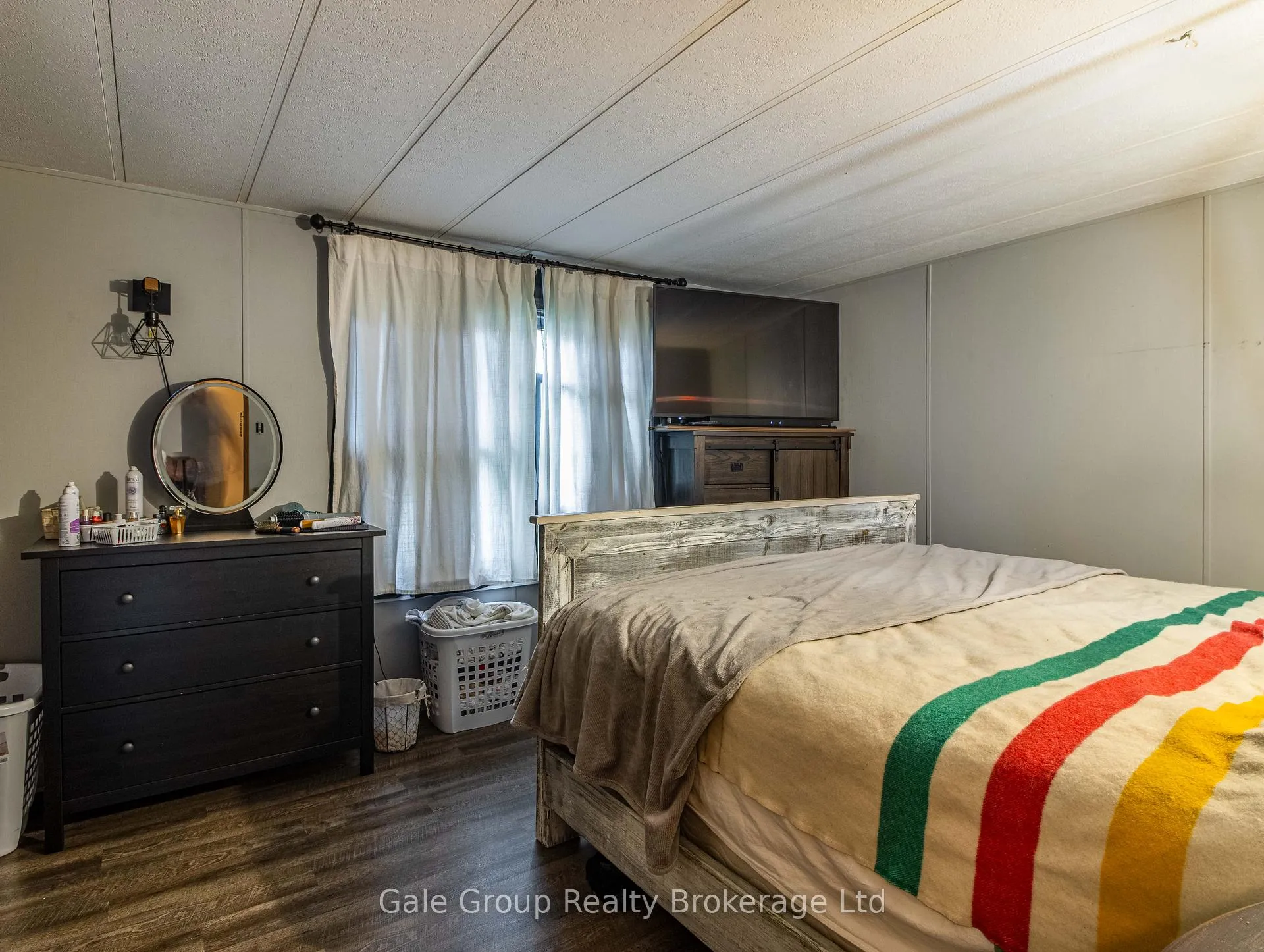 Photo 9 of 14 Elizabeth Street S, Bayham, Port Burwell — HOMEH