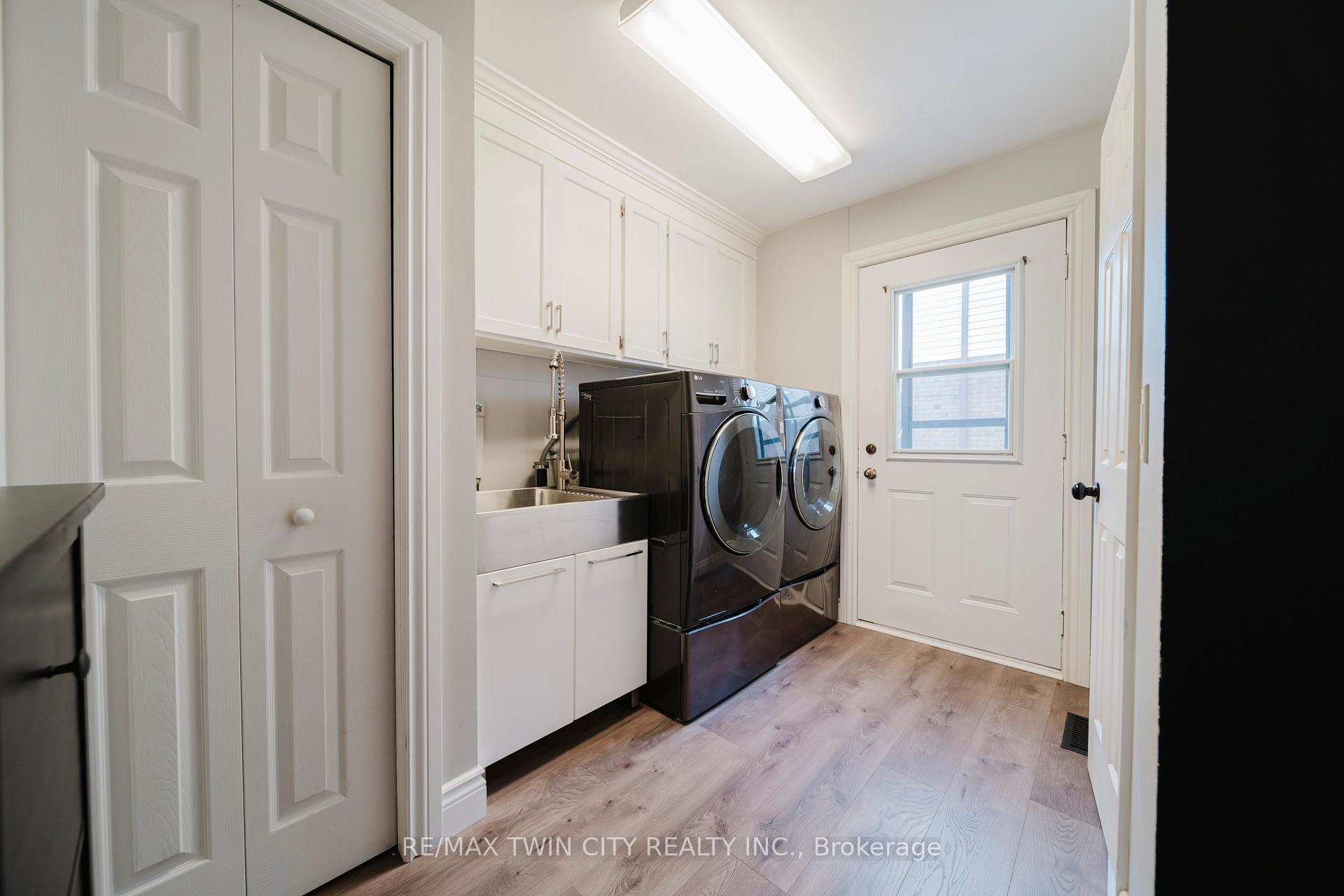 Photo 21 of 7 Campbell Place, Wellesley — HOMEH
