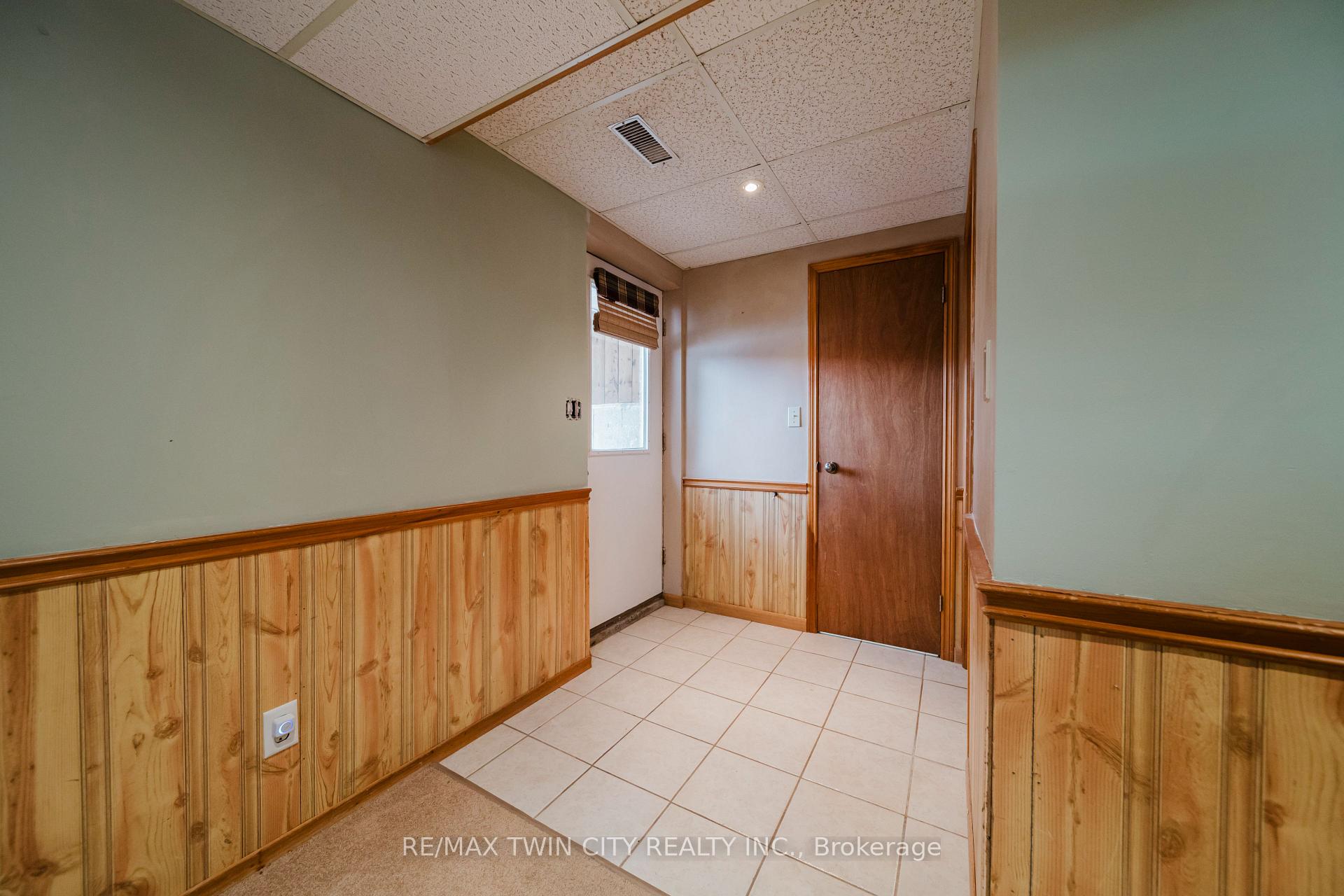 Photo 38 of 7 Campbell Place, Wellesley — HOMEH