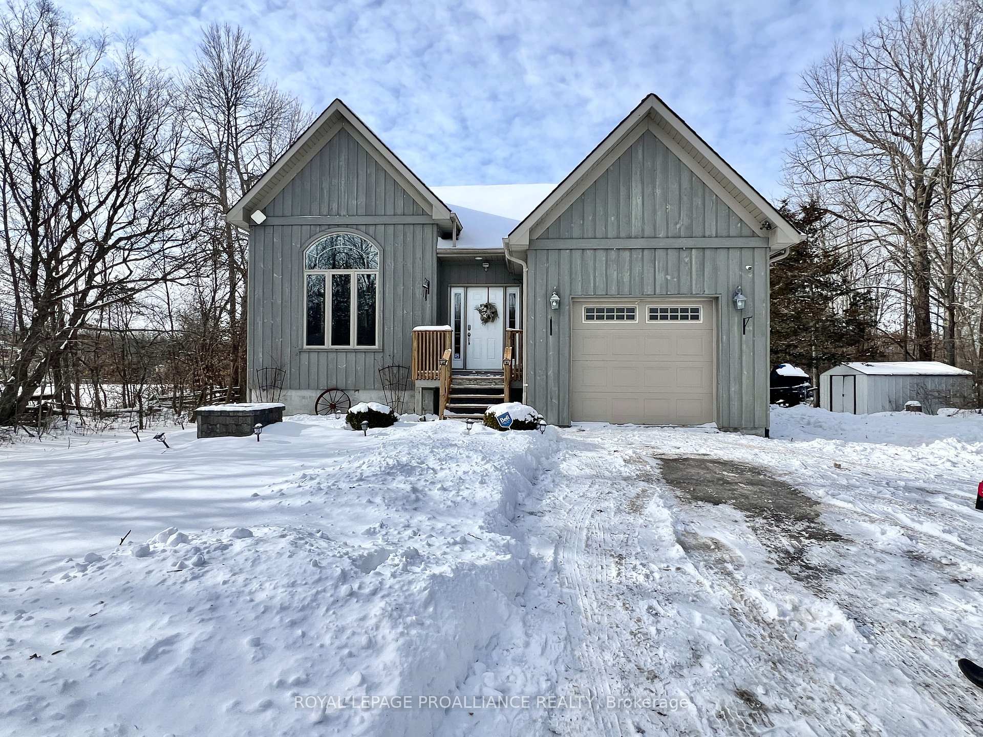 Front of 1811 Shannonville Road