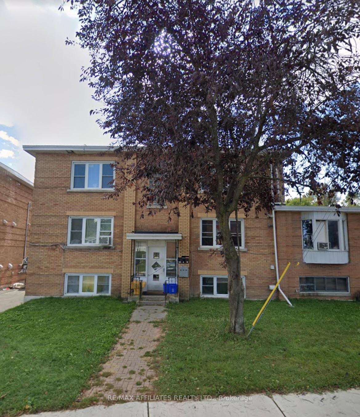 Front of 170 Lavergne Street