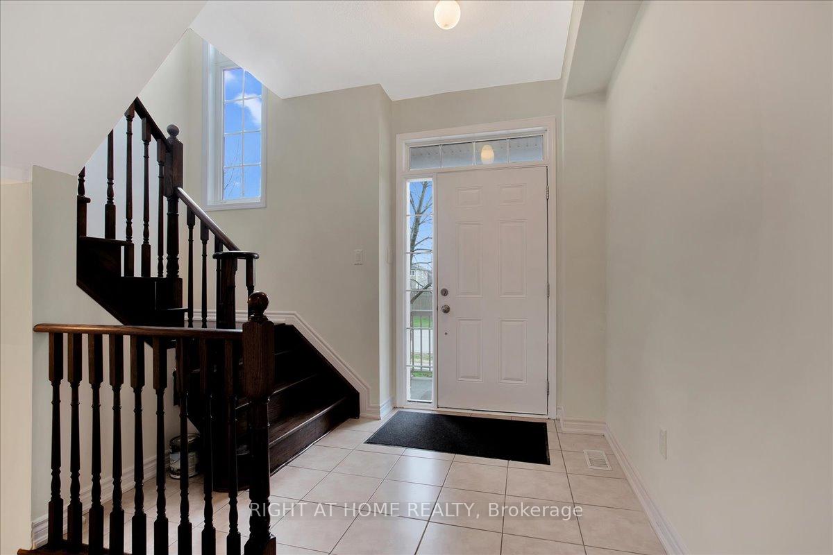 Photo 8 of 72 Christy Drive, Wasaga Beach — HOMEH