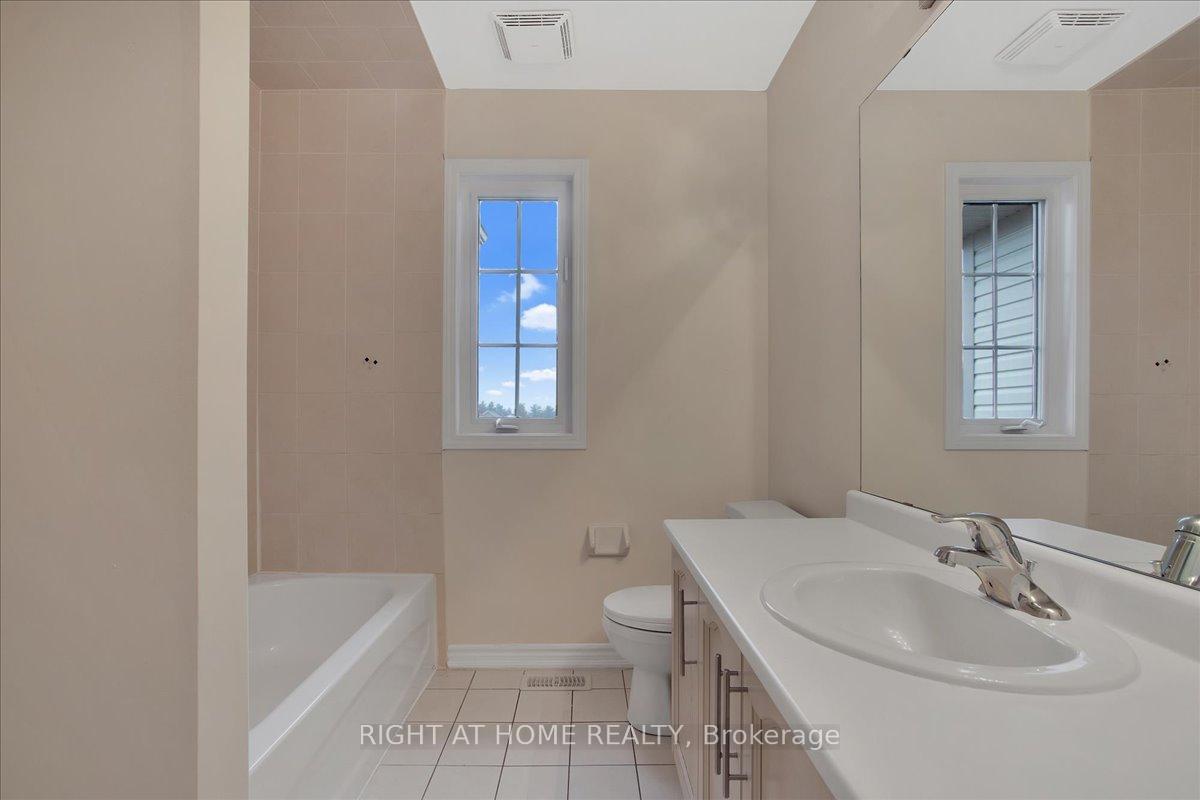 Photo 34 of 72 Christy Drive, Wasaga Beach — HOMEH