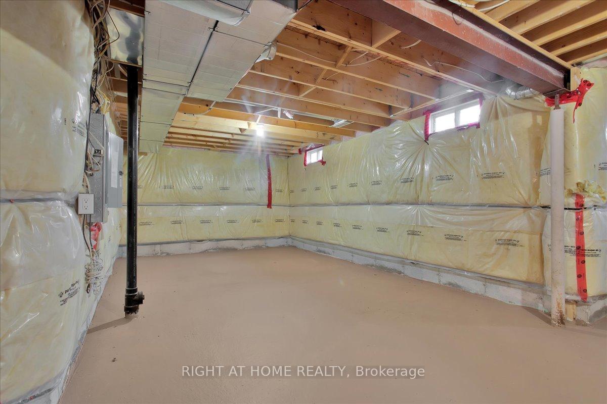 Photo 36 of 72 Christy Drive, Wasaga Beach — HOMEH