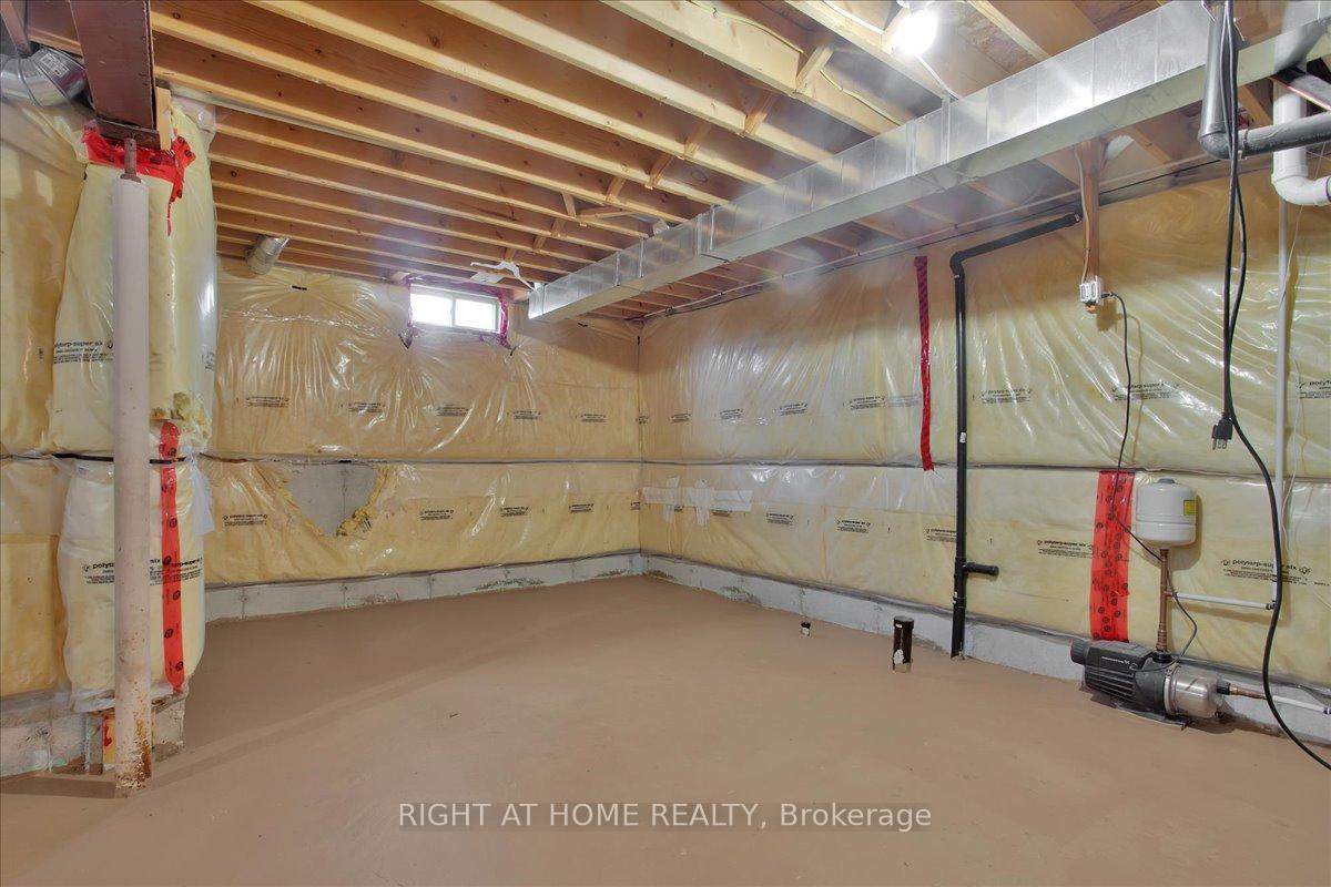 Photo 37 of 72 Christy Drive, Wasaga Beach — HOMEH